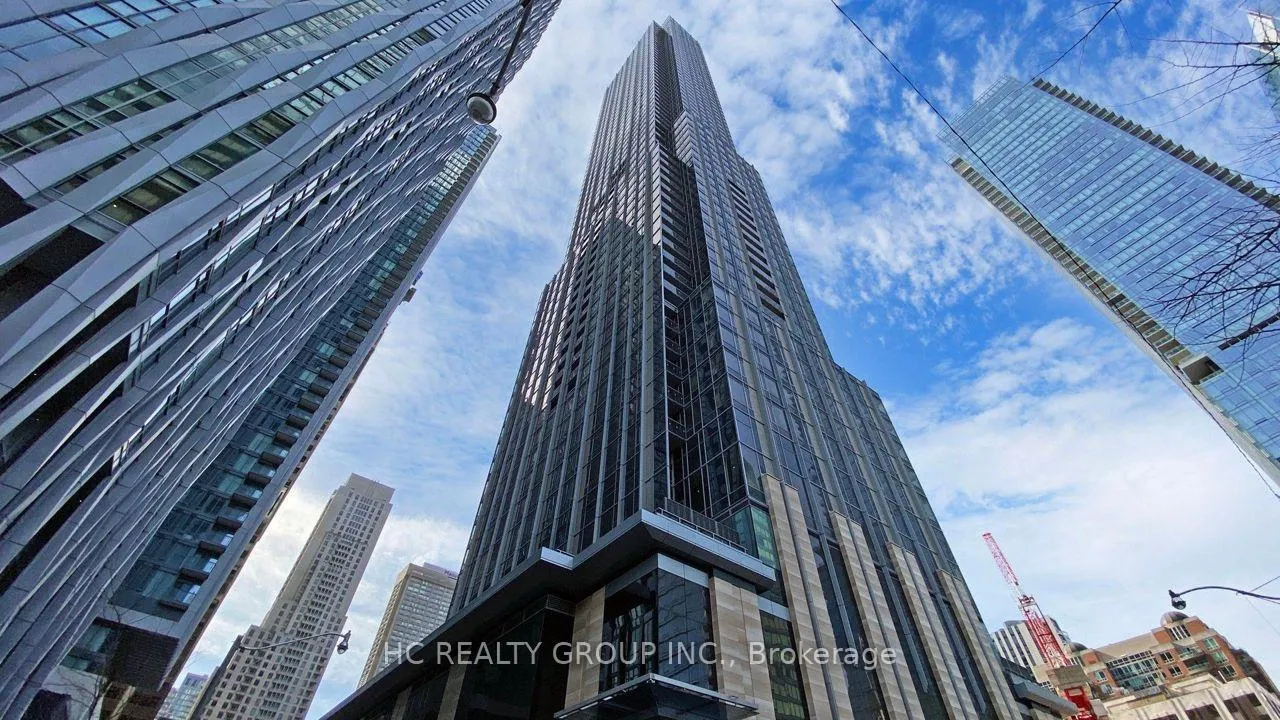 Front of Unit 2107, 11 Yorkville Avenue