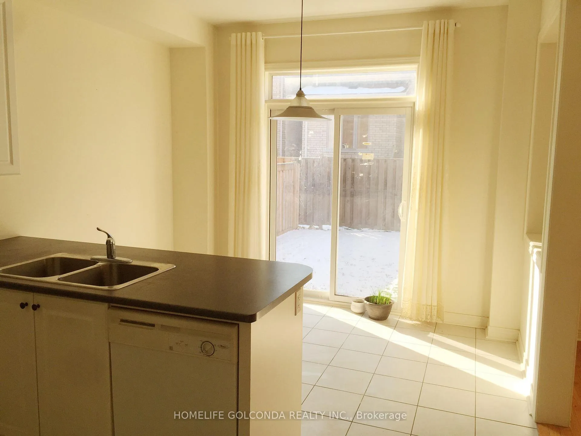 Photo 5 of 34 Prebble Drive, Markham, Wismer — HOMEH