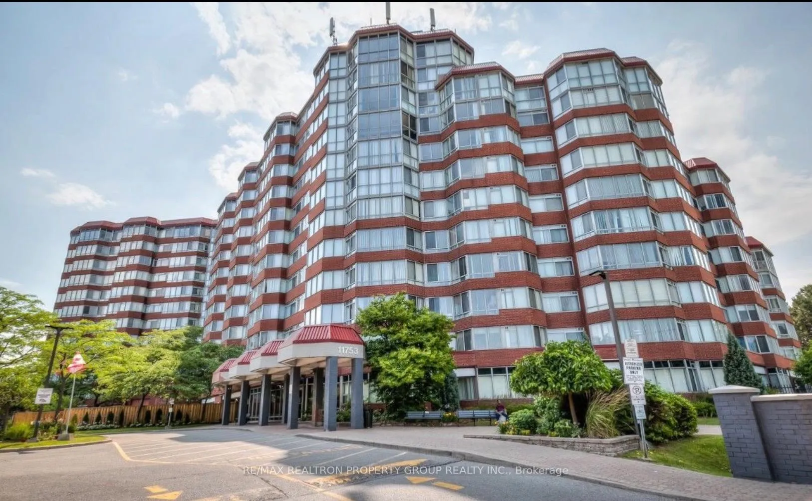 Photo 1 of Unit 915, 11753 Sheppard Avenue E, Scarborough, Rouge — HOMEH
