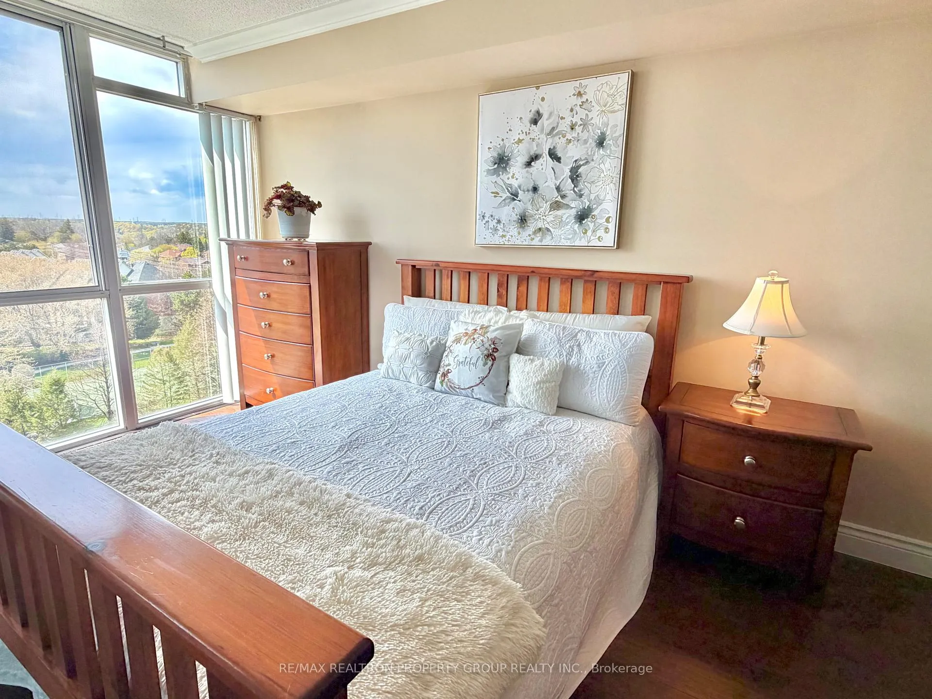 Photo 13 of Unit 915, 11753 Sheppard Avenue E, Scarborough, Rouge — HOMEH