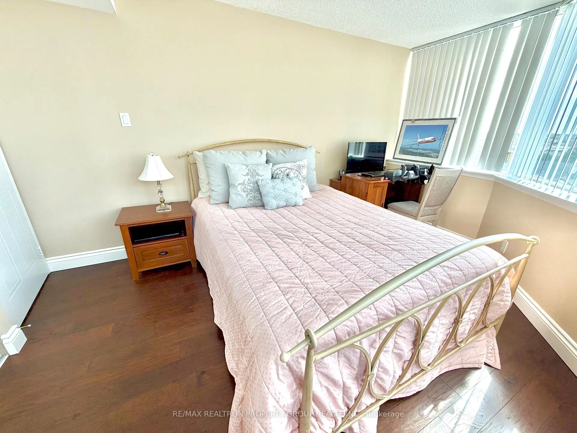 Photo 26 of Unit 915, 11753 Sheppard Avenue E, Scarborough, Rouge — HOMEH