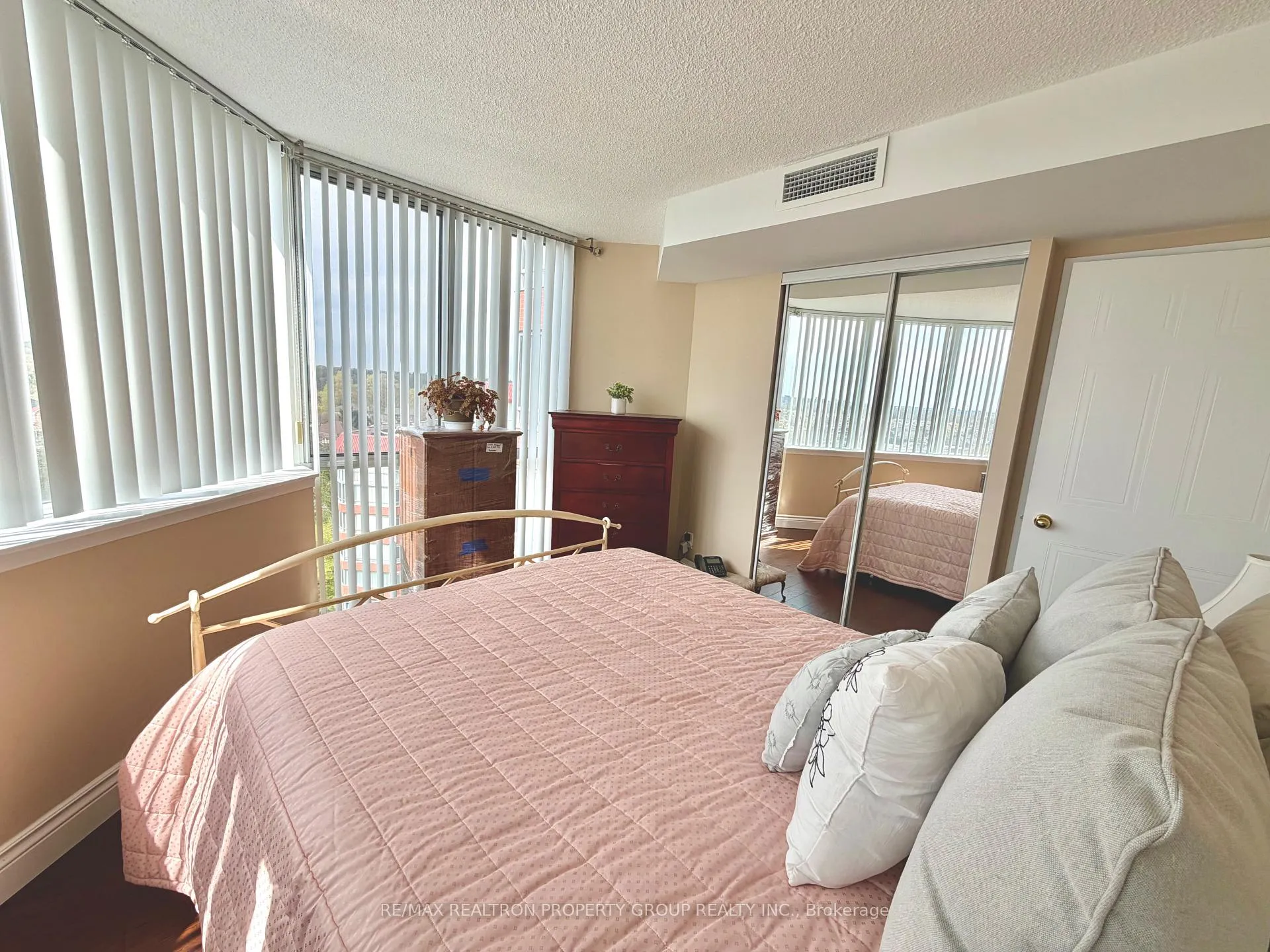 Photo 27 of Unit 915, 11753 Sheppard Avenue E, Scarborough, Rouge — HOMEH