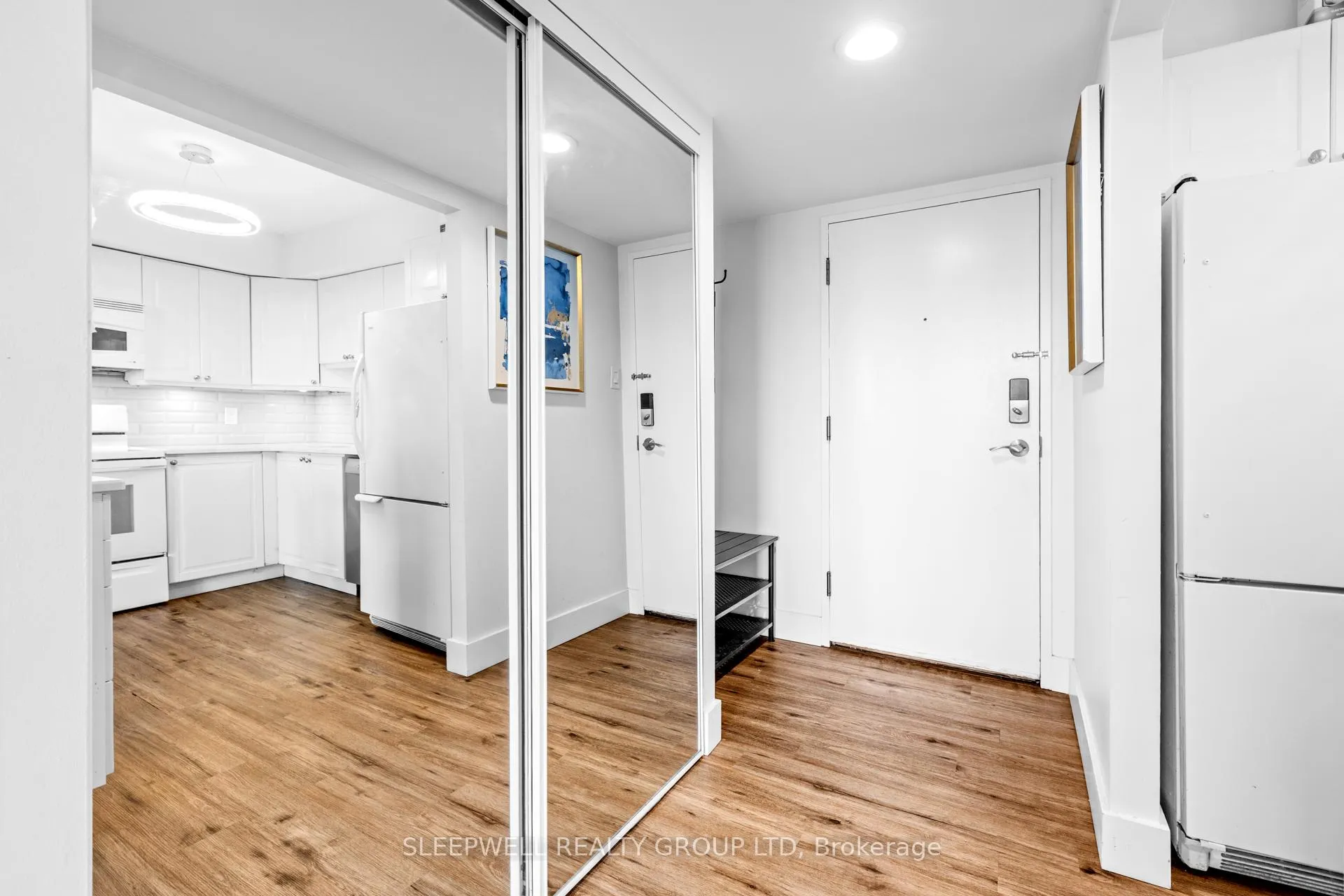 Photo 3 of Unit 2204, 199 Kent Street, Ottawa, Ottawa Centre — HOMEH