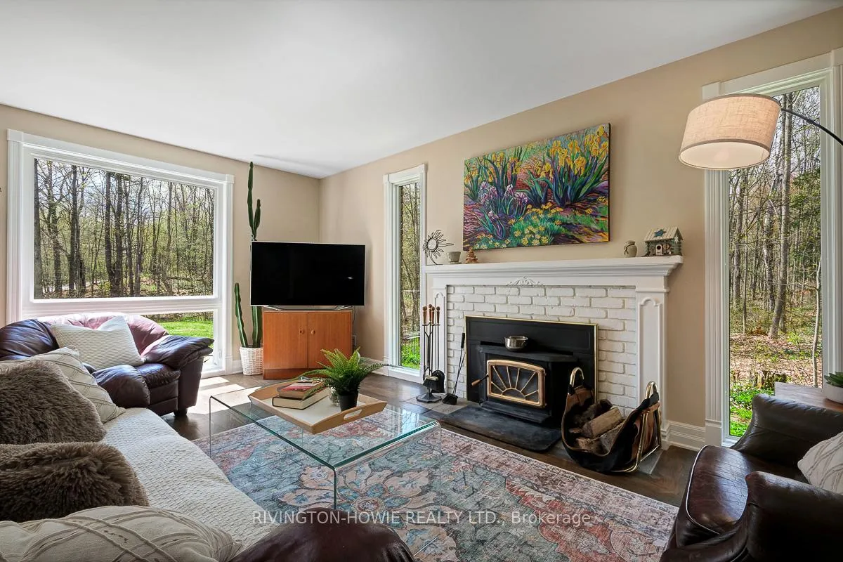 Photo 6 of 104 Tall Forest Drive, Ottawa, Carp — HOMEH