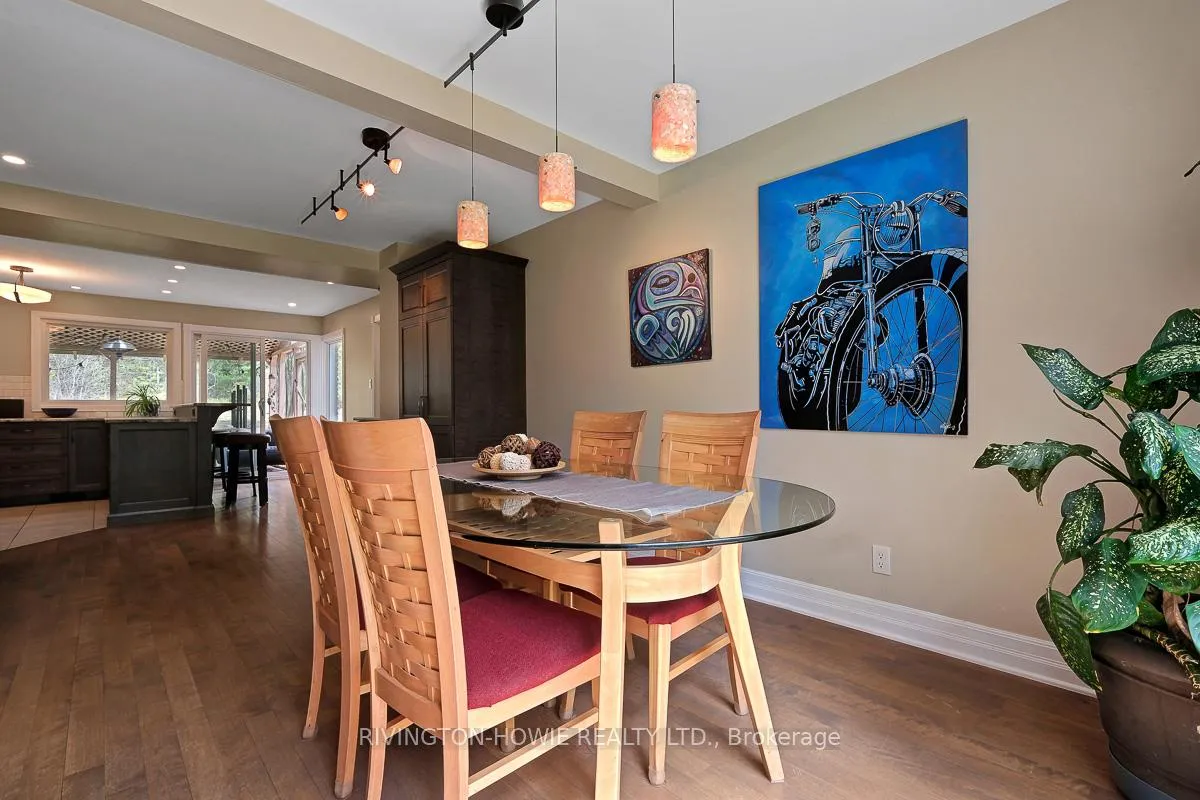 Photo 8 of 104 Tall Forest Drive, Ottawa, Carp — HOMEH