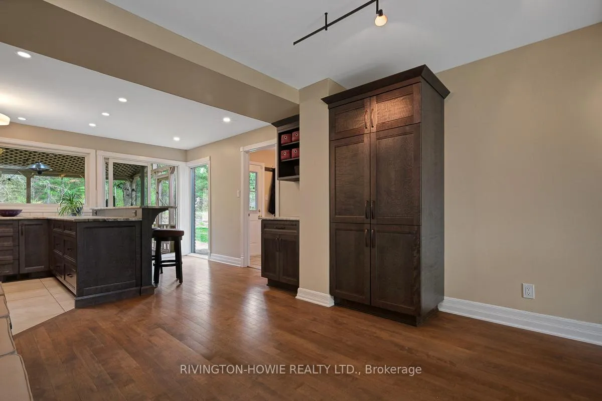 Photo 11 of 104 Tall Forest Drive, Ottawa, Carp — HOMEH