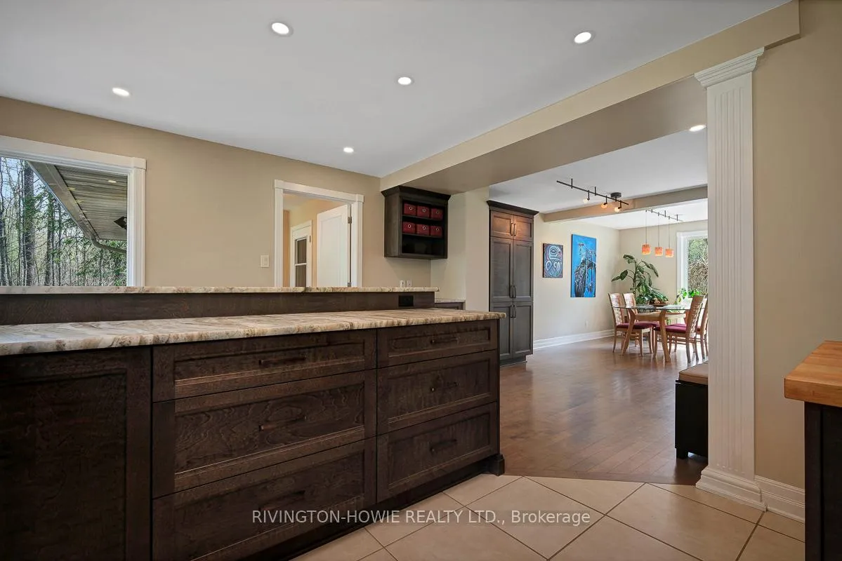 Photo 16 of 104 Tall Forest Drive, Ottawa, Carp — HOMEH