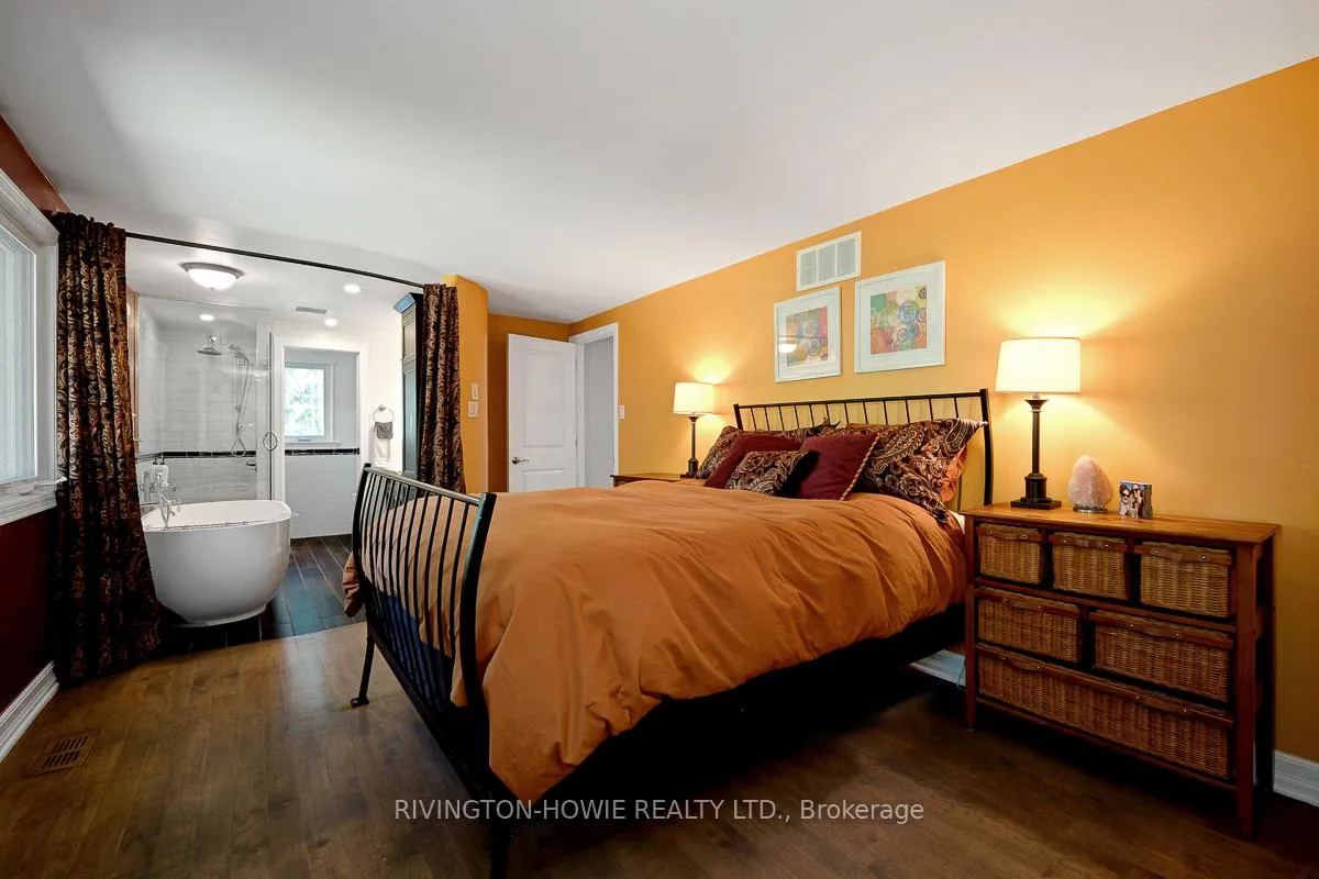 Photo 24 of 104 Tall Forest Drive, Ottawa, Carp — HOMEH