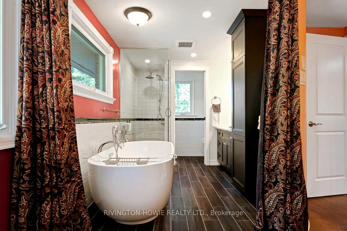 Photo 25 of 104 Tall Forest Drive, Ottawa, Carp — HOMEH