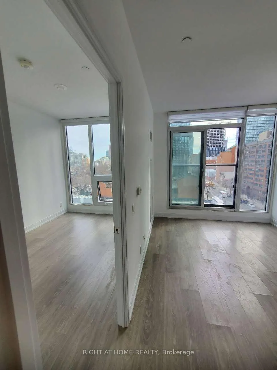 Photo 15 of Unit 607, 181 Dundas Street E, Toronto, Church-Yonge Corridor — HOMEH