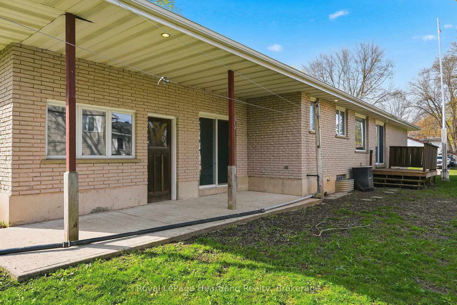 Photo 34 of 85 William Street E, Minto — HOMEH