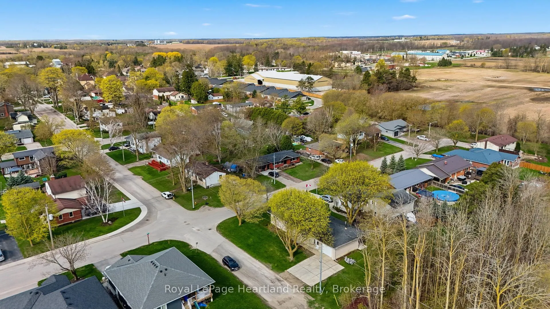 Photo 39 of 85 William Street E, Minto — HOMEH
