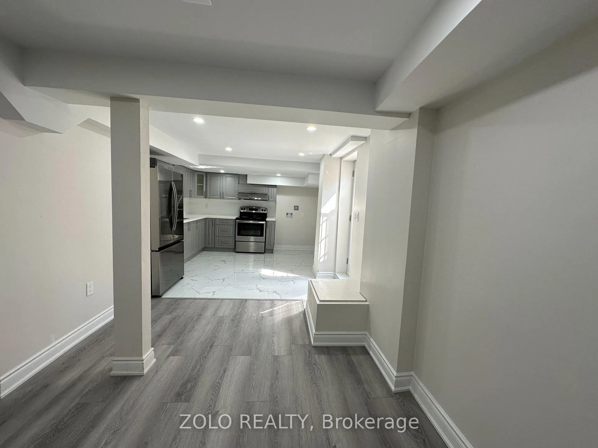 Photo 1 of 24 Wildhorse Lane, Brampton, Sandringham-Wellington — HOMEH