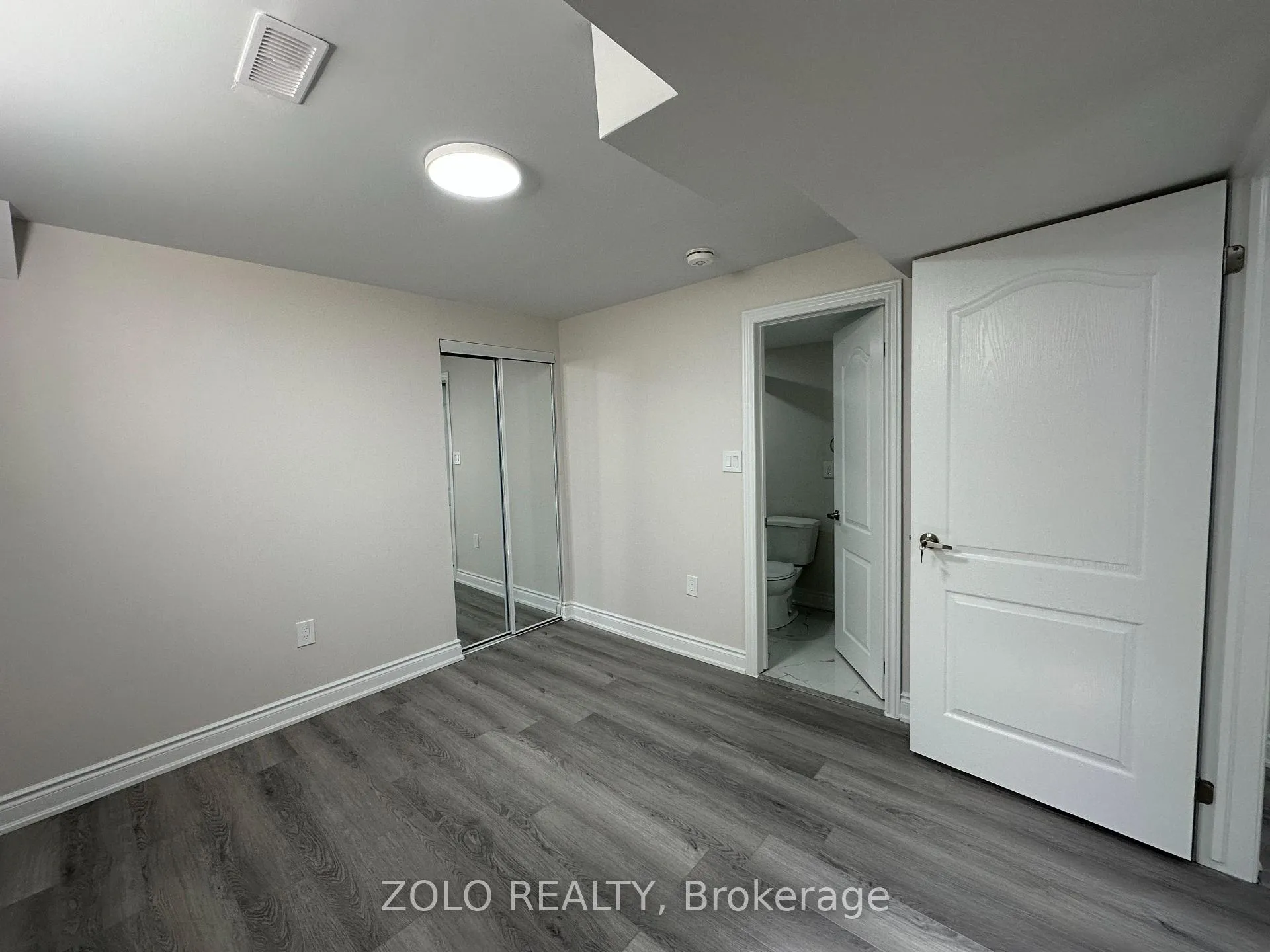 Photo 7 of 24 Wildhorse Lane, Brampton, Sandringham-Wellington — HOMEH