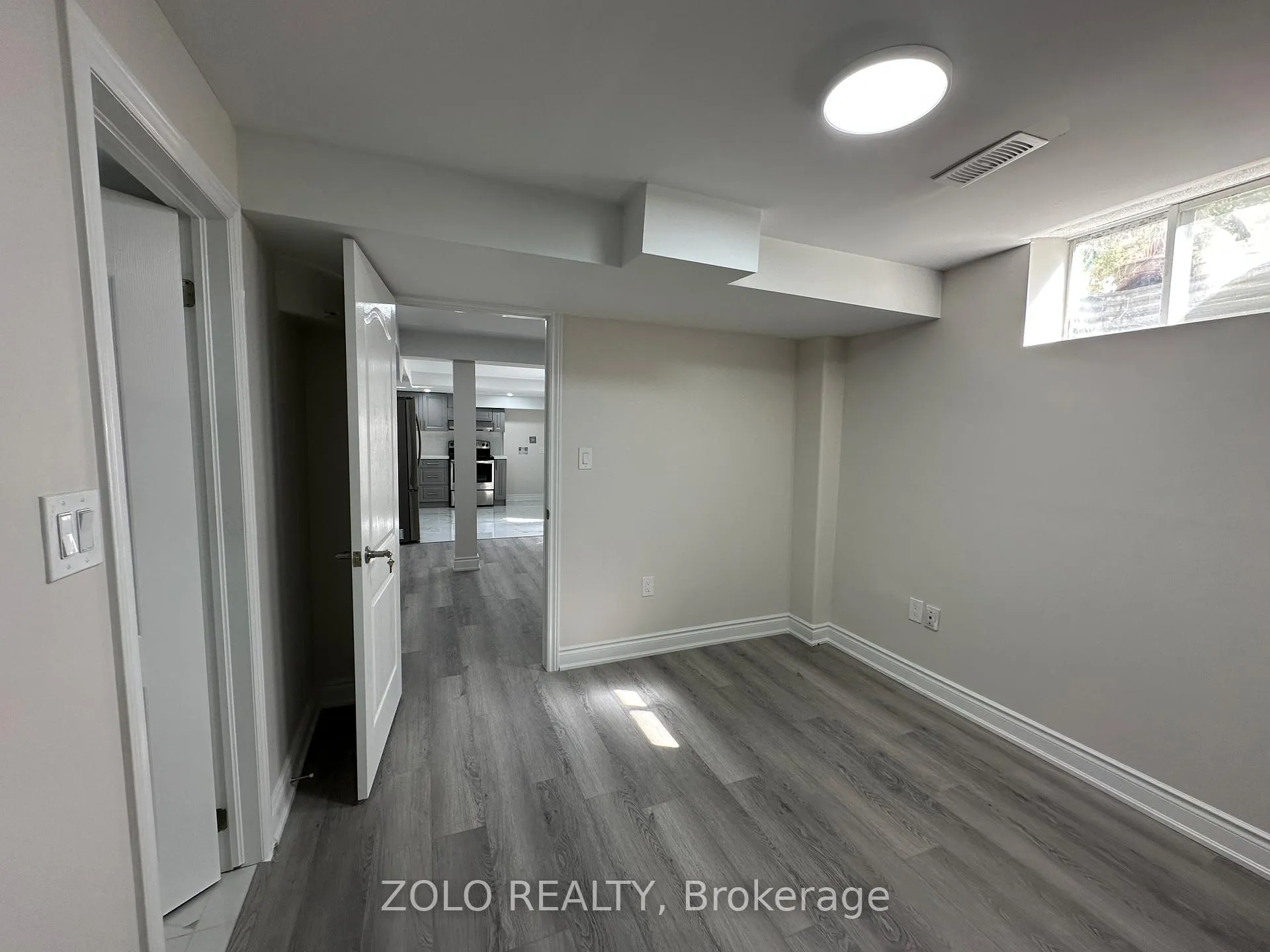 Photo 8 of 24 Wildhorse Lane, Brampton, Sandringham-Wellington — HOMEH