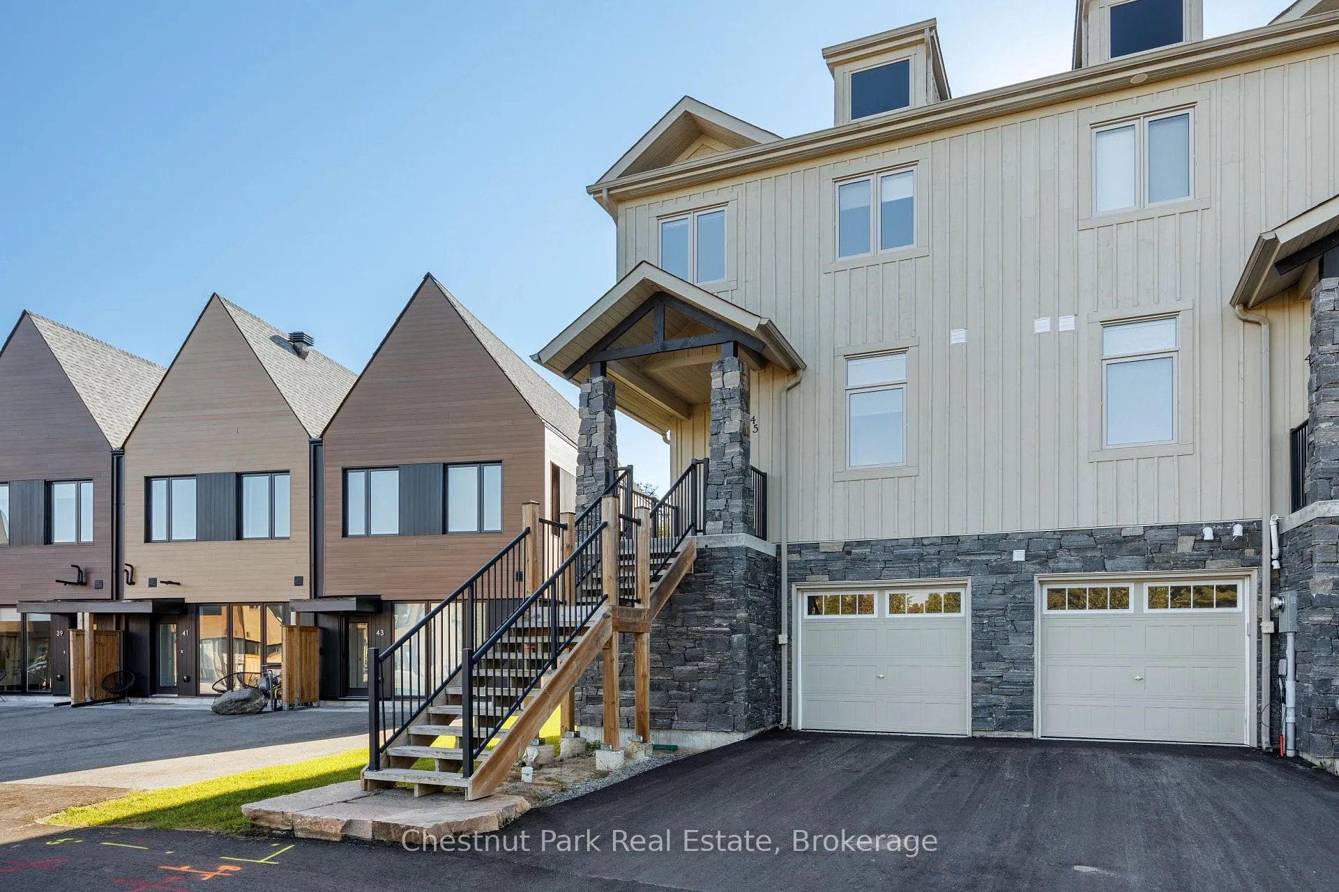 Photo 38 of 45 Rockmount Crescent, Gravenhurst, Muskoka (S) — HOMEH