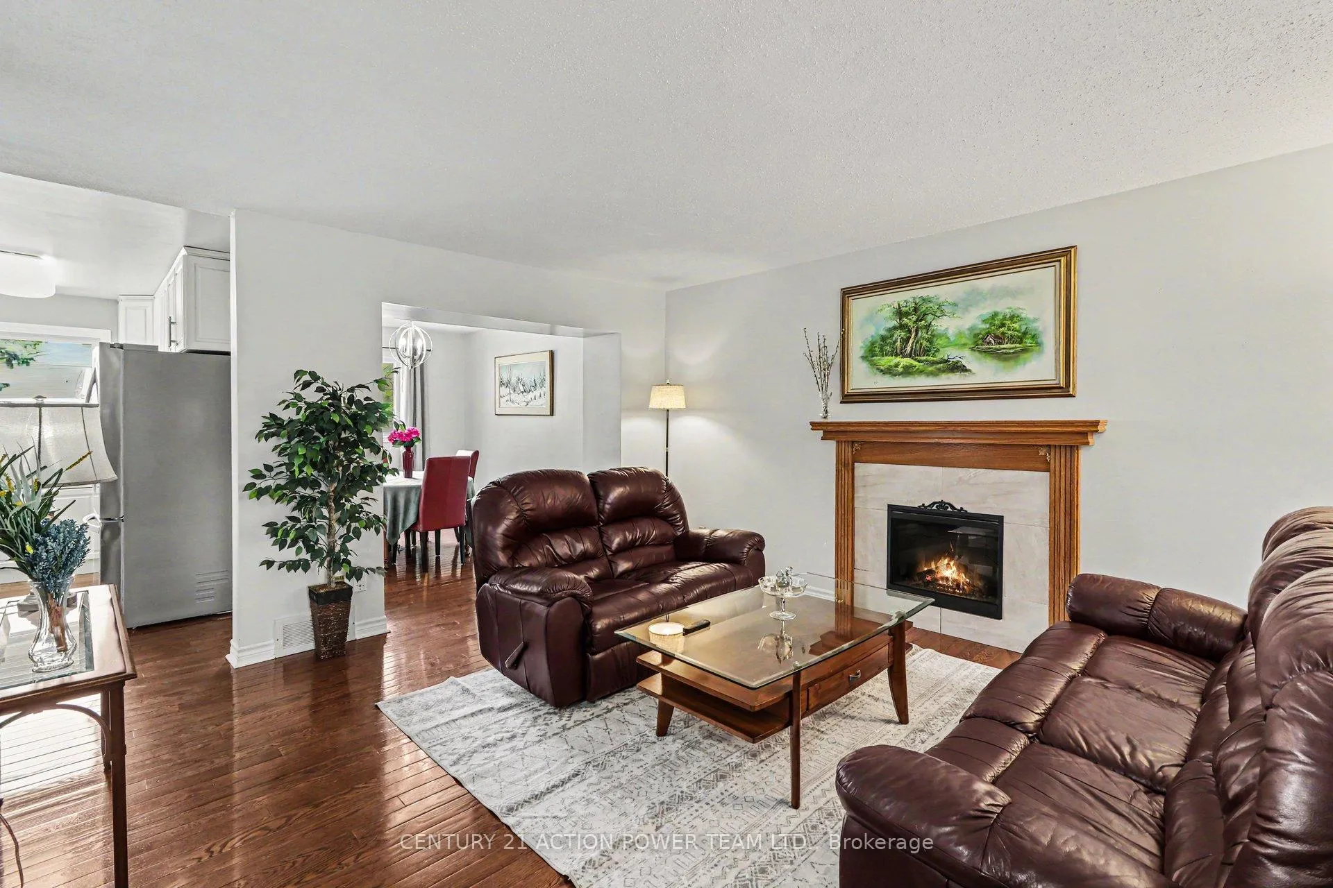 Photo 3 of 1729 Bottriell Way, Ottawa, Fallingbrook/Pineridge — HOMEH