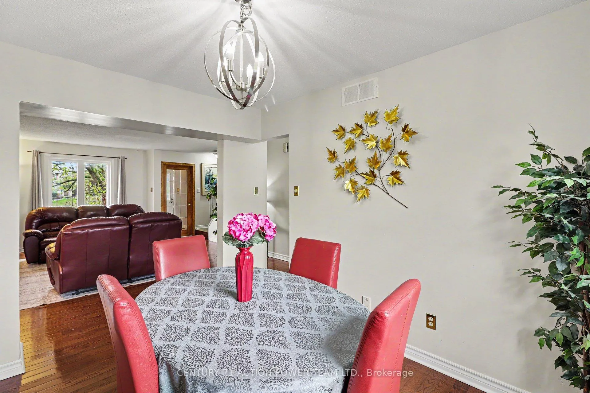Photo 8 of 1729 Bottriell Way, Ottawa, Fallingbrook/Pineridge — HOMEH