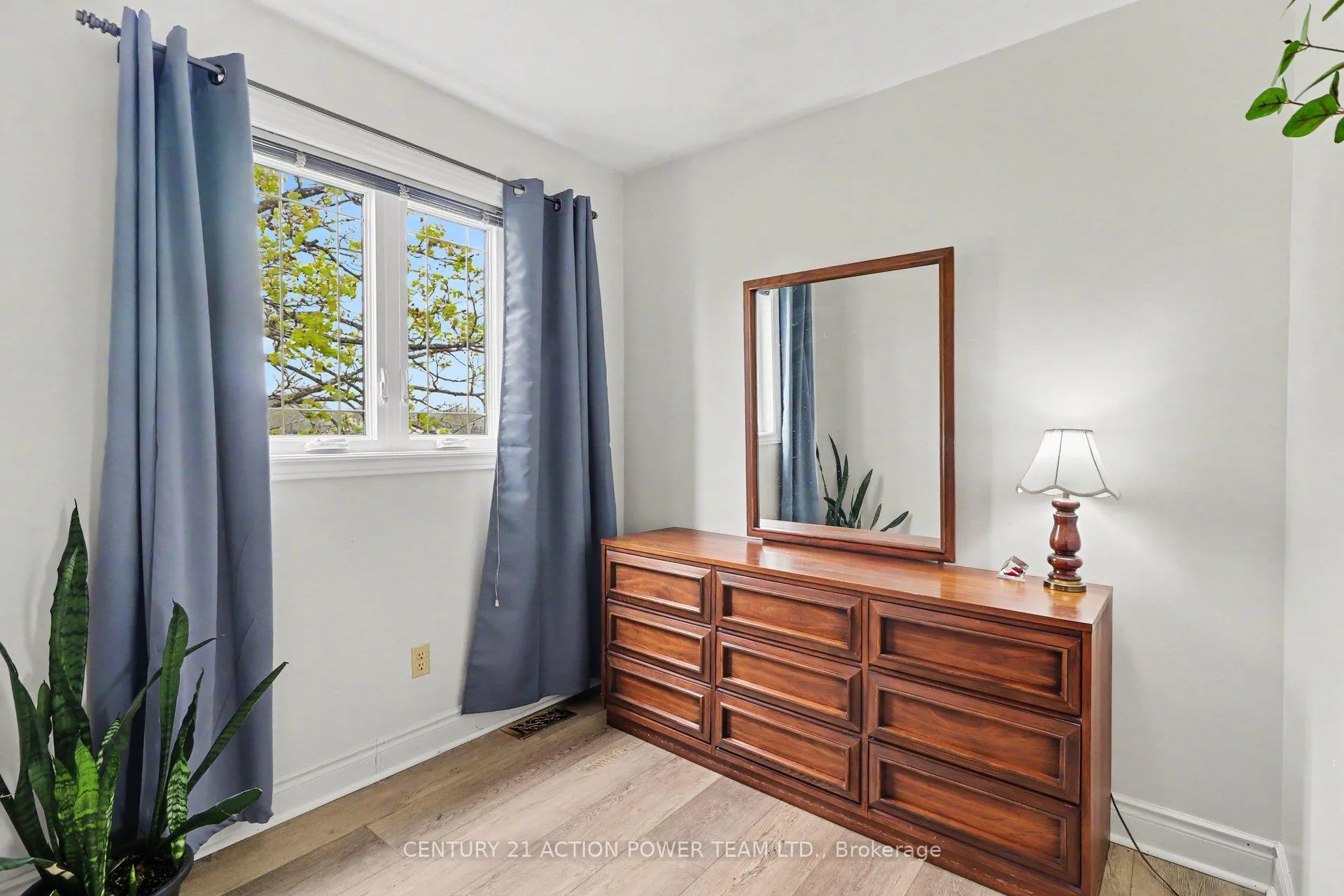Photo 21 of 1729 Bottriell Way, Ottawa, Fallingbrook/Pineridge — HOMEH