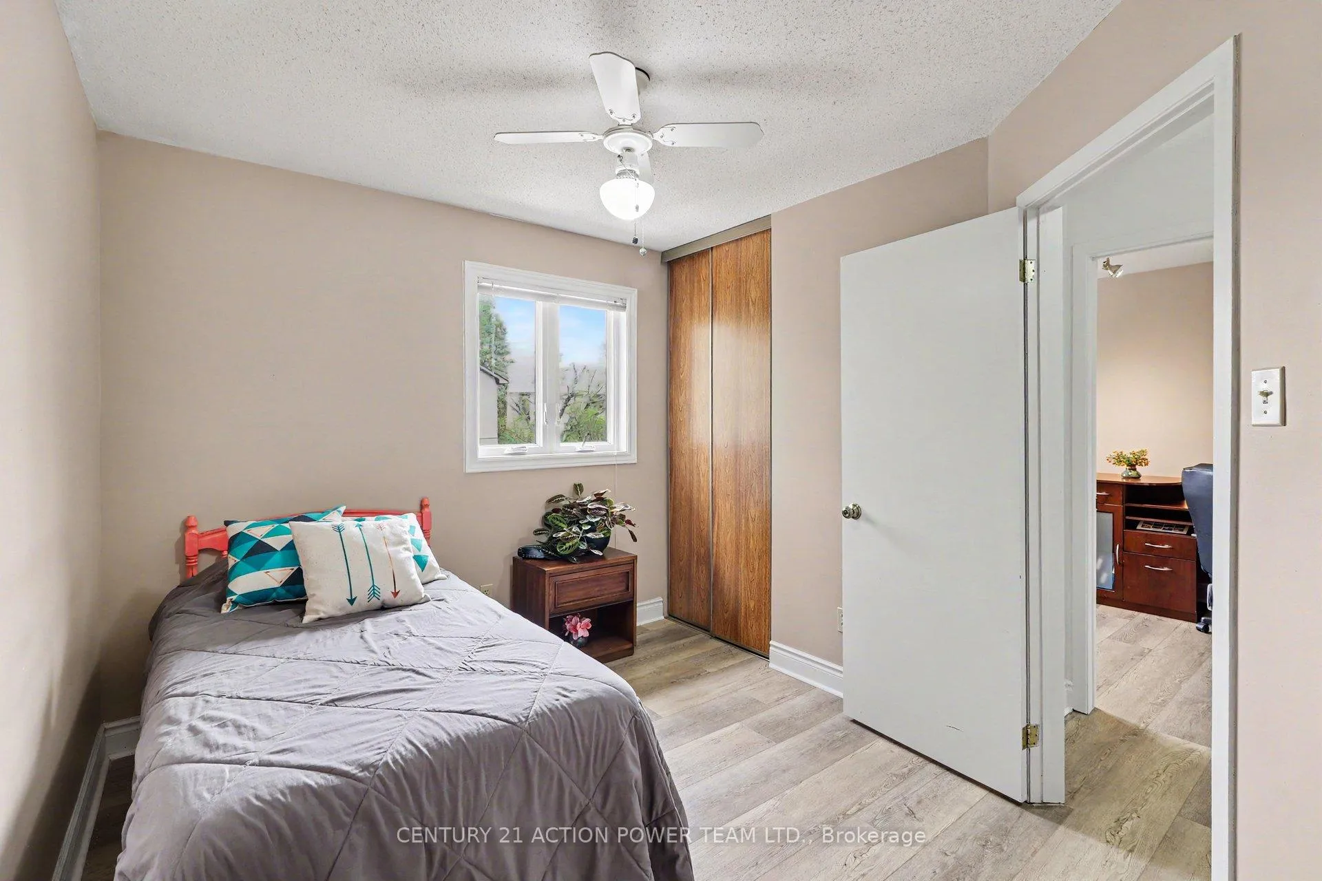 Photo 22 of 1729 Bottriell Way, Ottawa, Fallingbrook/Pineridge — HOMEH