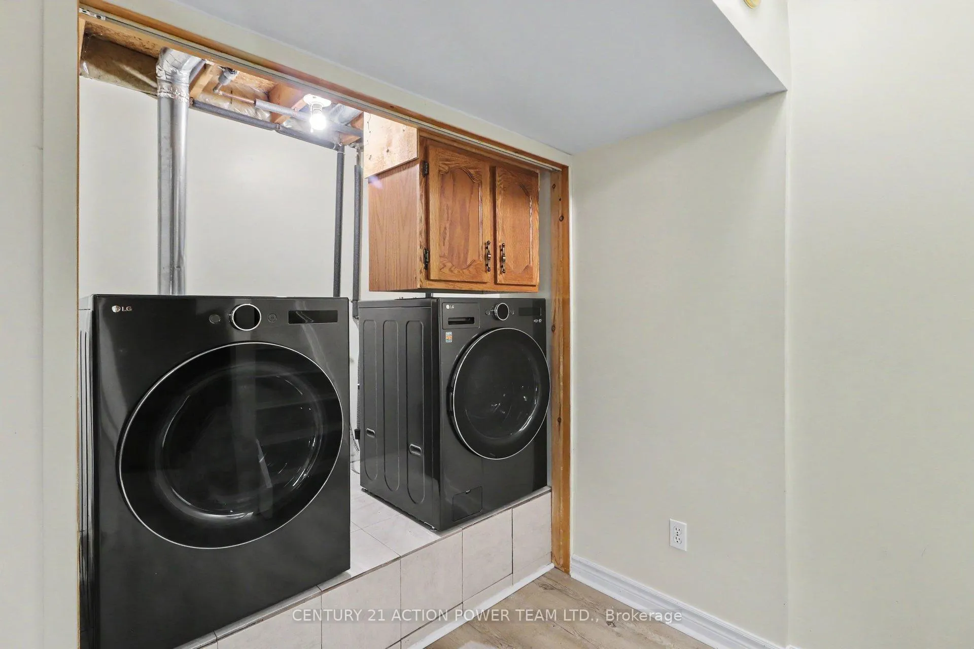 Photo 25 of 1729 Bottriell Way, Ottawa, Fallingbrook/Pineridge — HOMEH