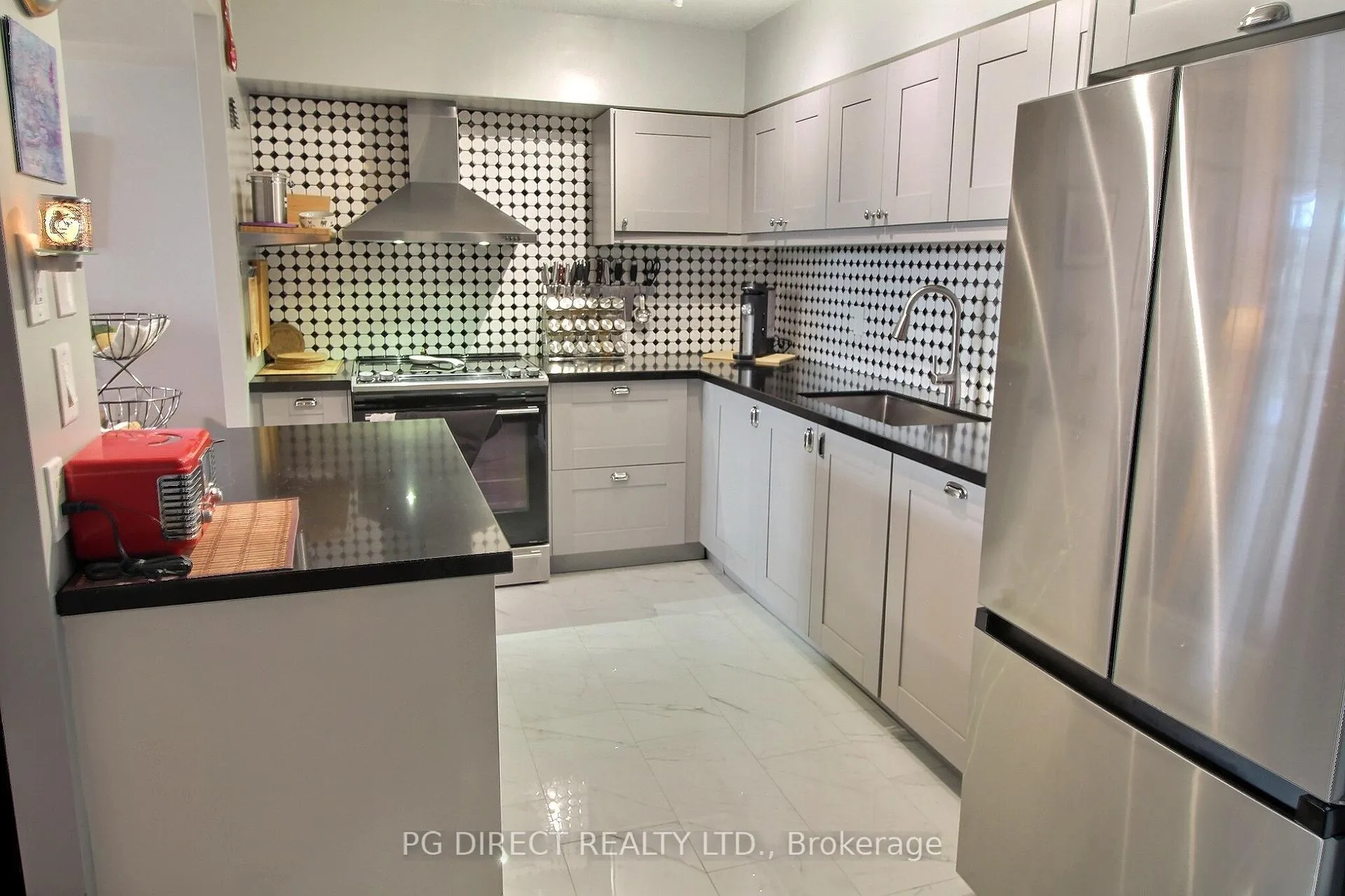 Photo 6 of Unit 407, 260 Davis Drive, Newmarket, Central Newmarket — HOMEH