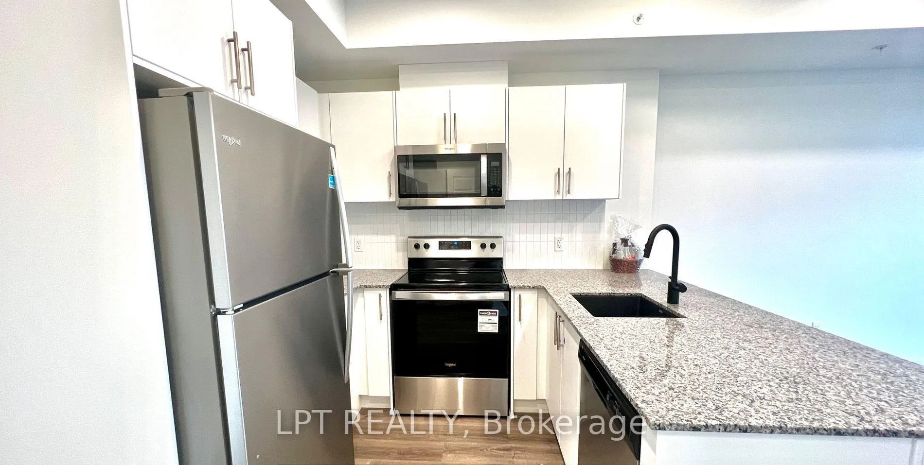 Photo 4 of Unit 415, 103 Roger Street, Waterloo, Uptown Waterloo/North Ward — HOMEH