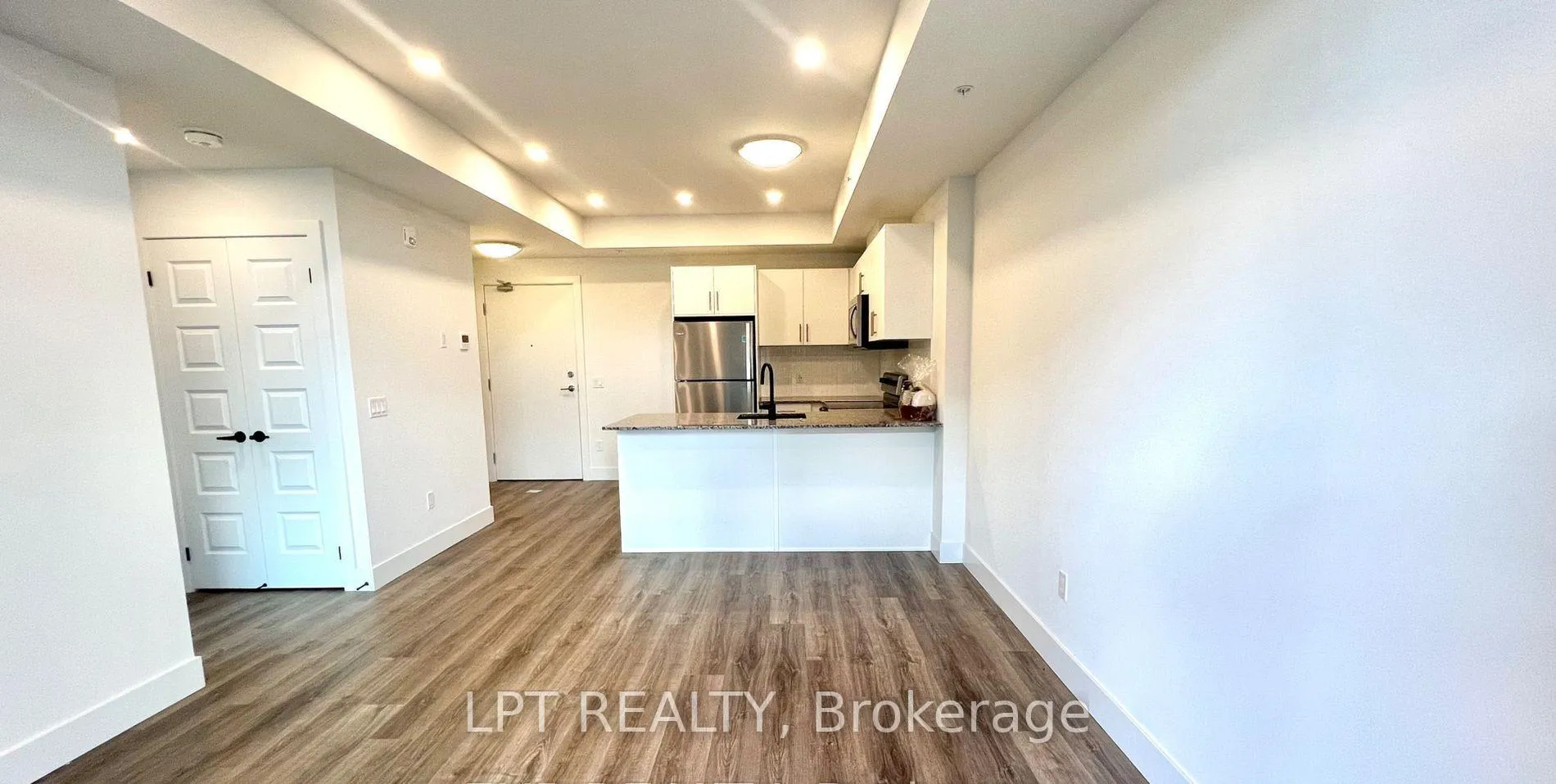 Photo 10 of Unit 415, 103 Roger Street, Waterloo, Uptown Waterloo/North Ward — HOMEH