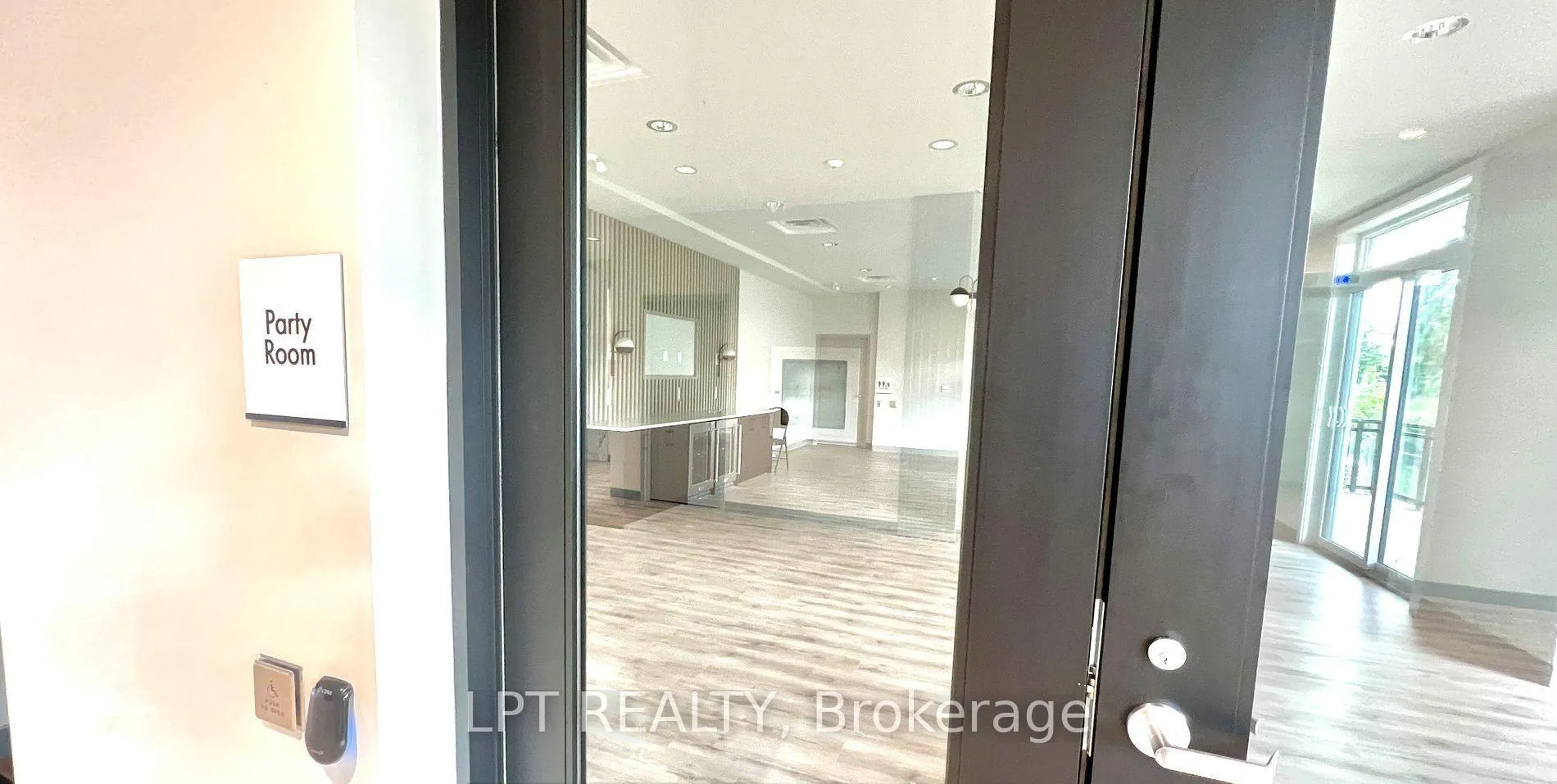 Photo 24 of Unit 415, 103 Roger Street, Waterloo, Uptown Waterloo/North Ward — HOMEH
