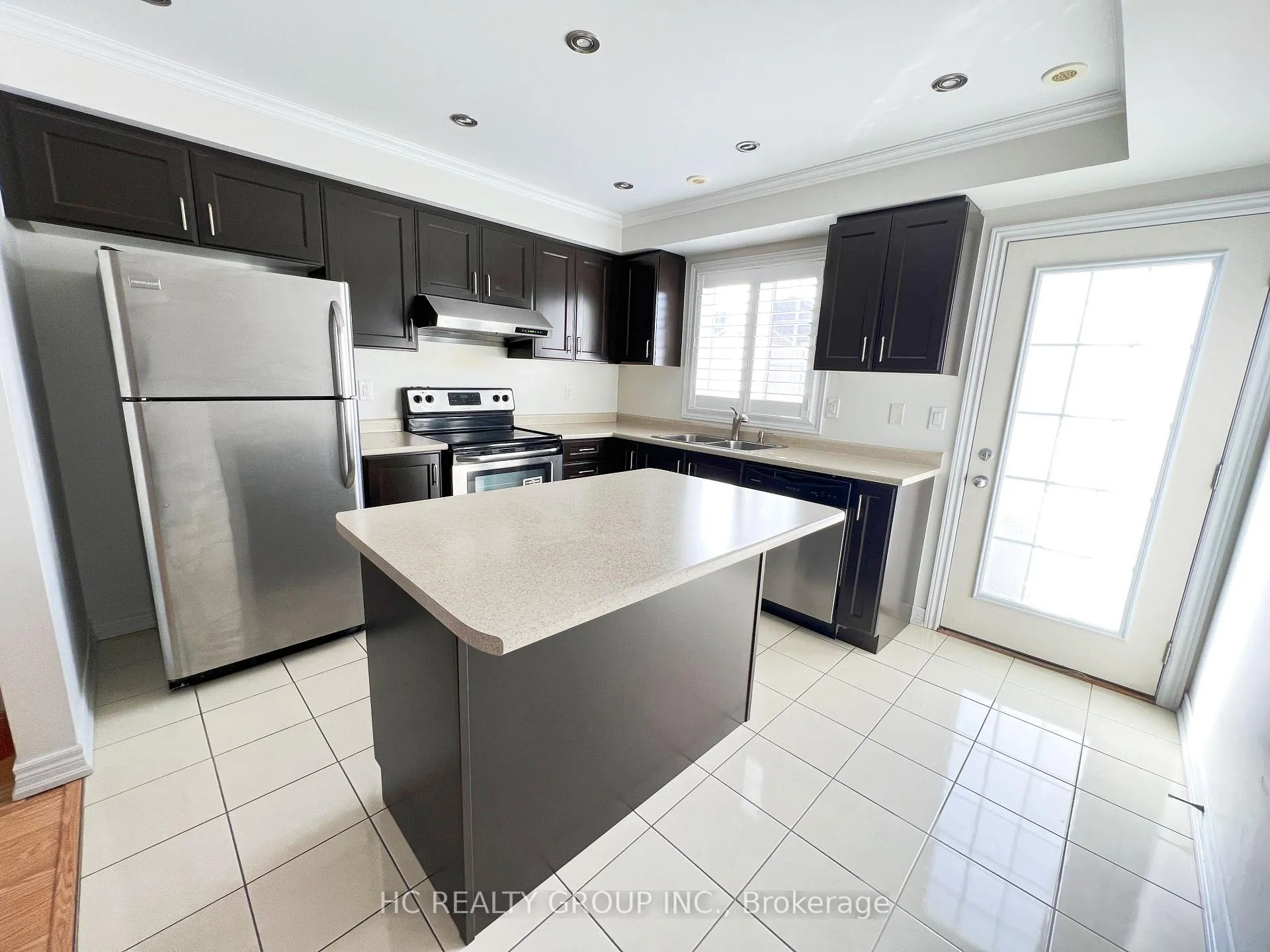 Photo 4 of 9912 Mccowan Road, Markham, Berczy — HOMEH