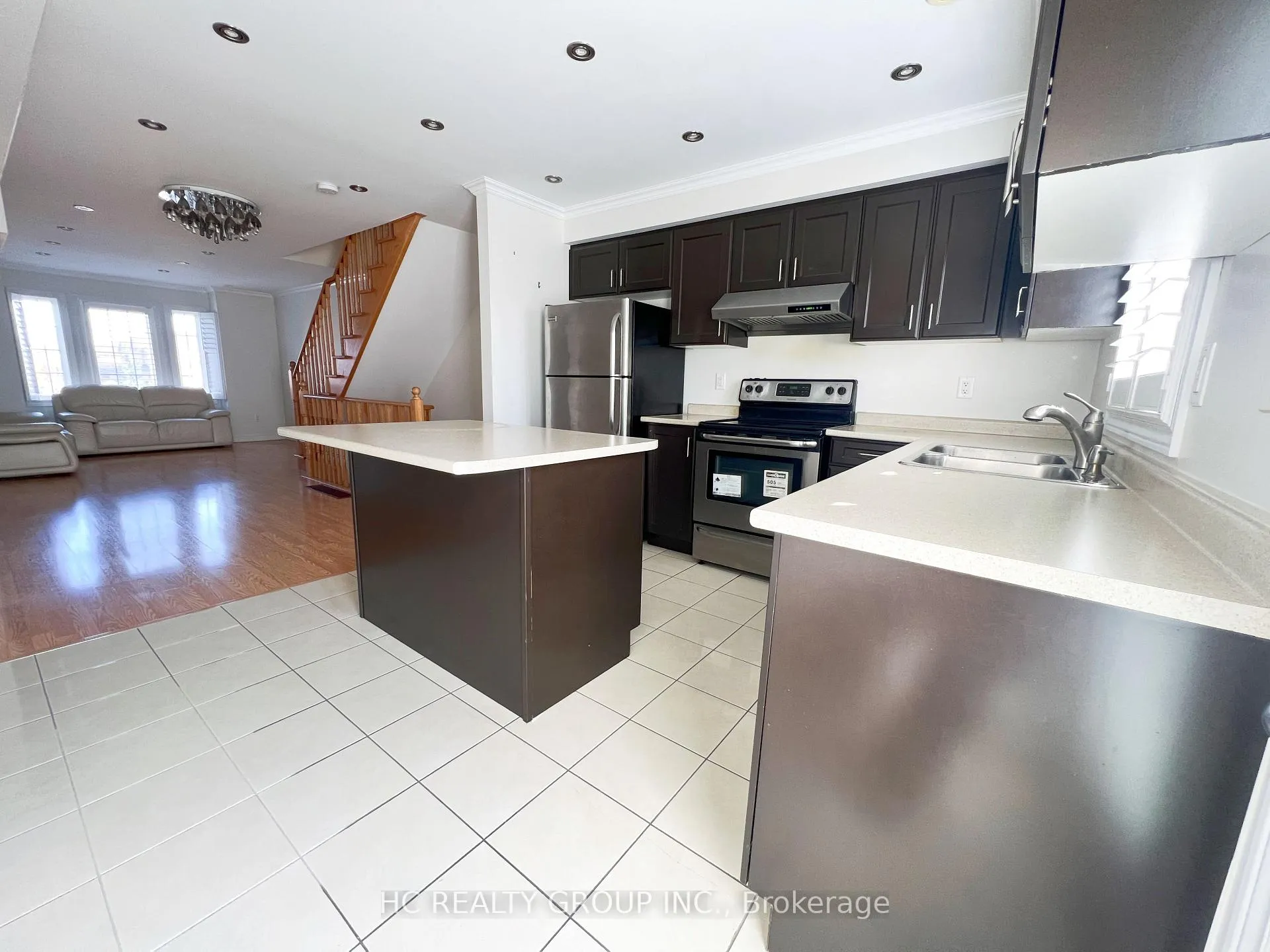 Photo 5 of 9912 Mccowan Road, Markham, Berczy — HOMEH