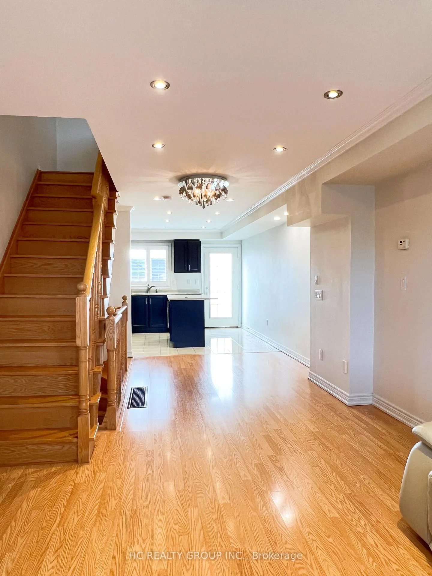 Photo 7 of 9912 Mccowan Road, Markham, Berczy — HOMEH