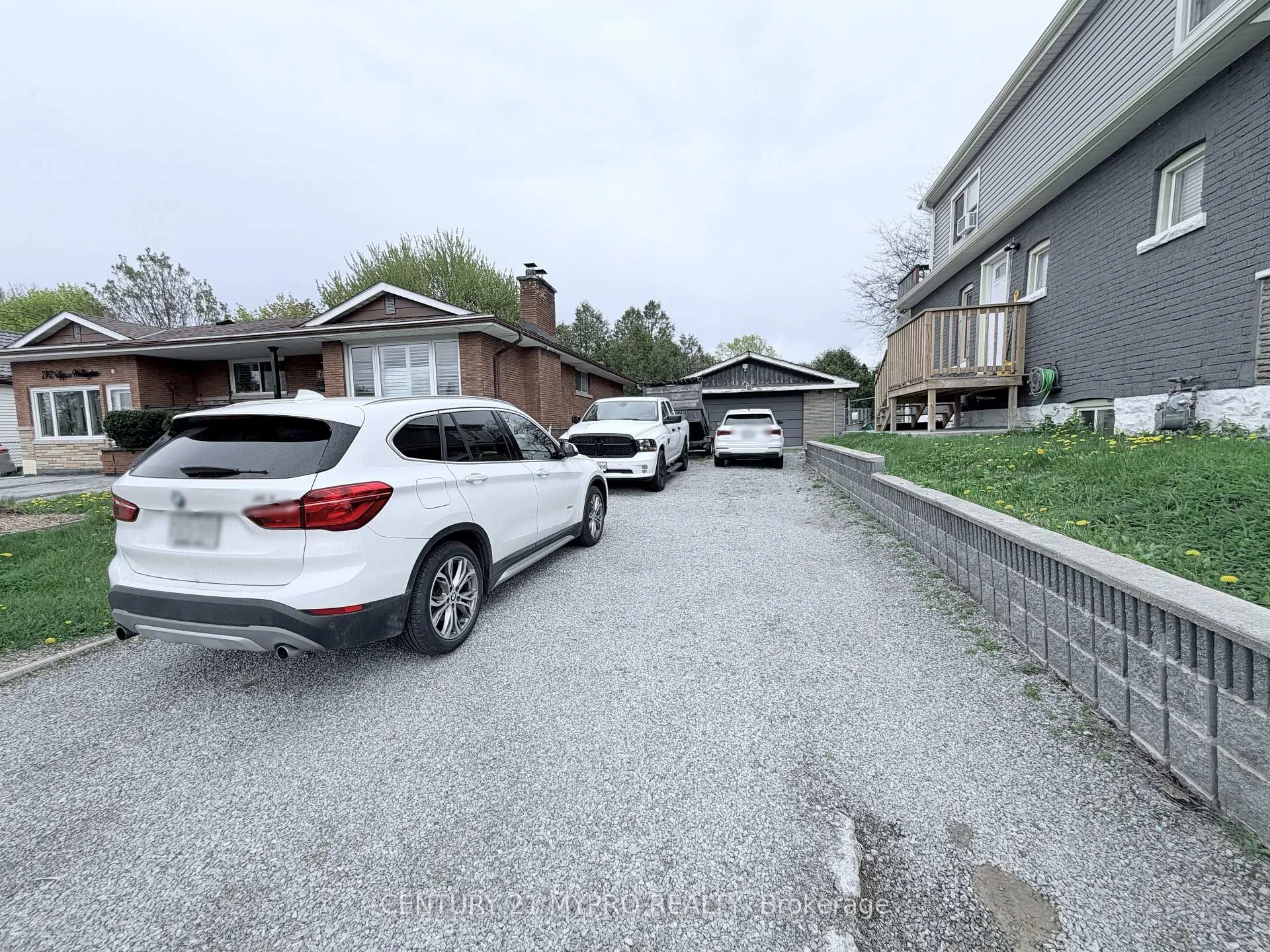 Photo 4 of 801 Upper Wellington Street, Hamilton, Hill Park — HOMEH