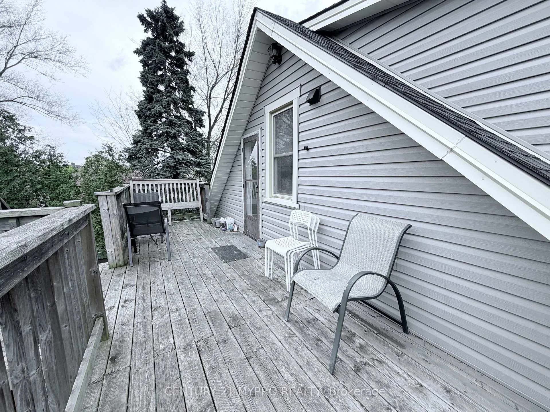 Photo 12 of 801 Upper Wellington Street, Hamilton, Hill Park — HOMEH