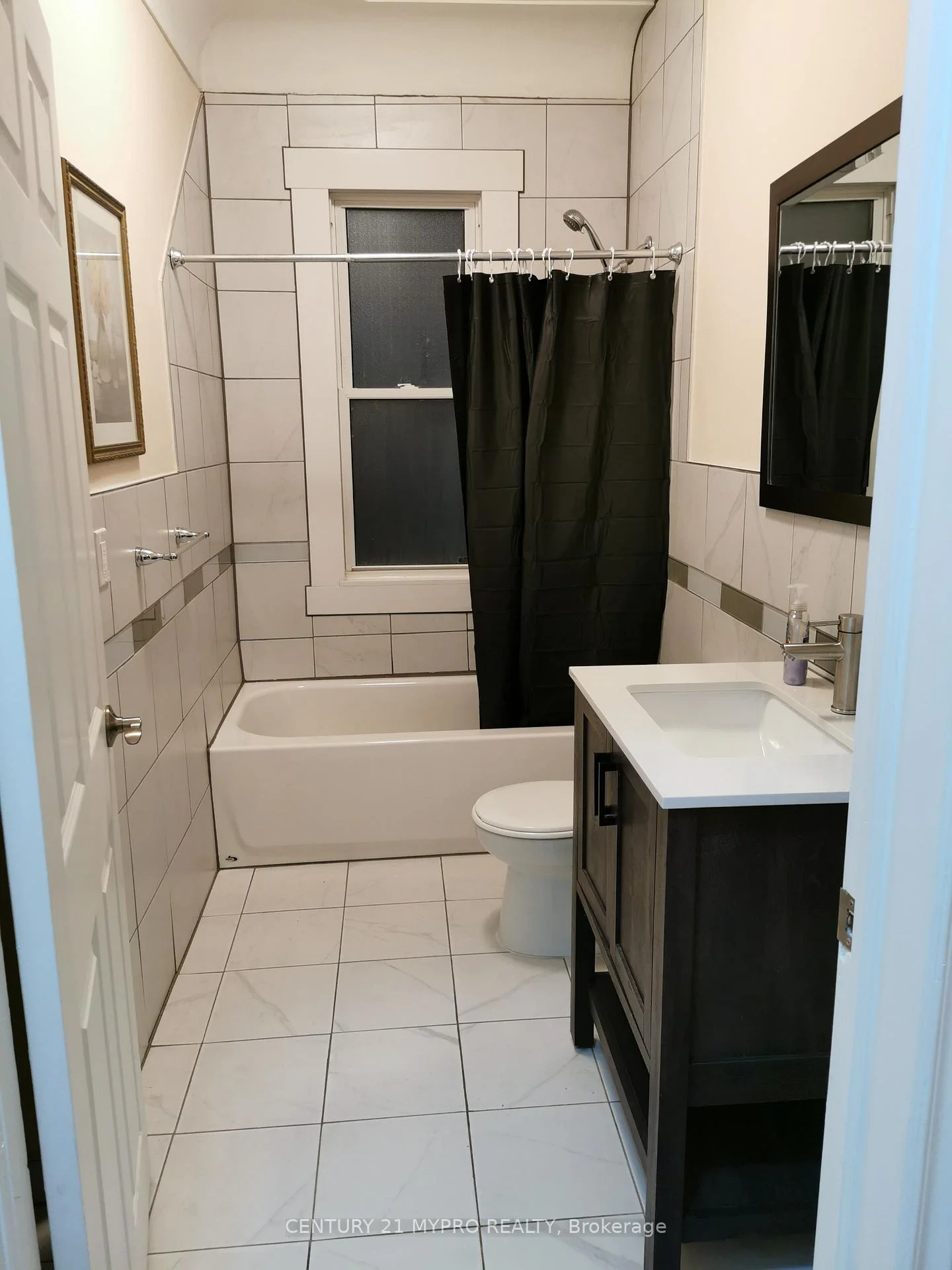Photo 17 of 801 Upper Wellington Street, Hamilton, Hill Park — HOMEH