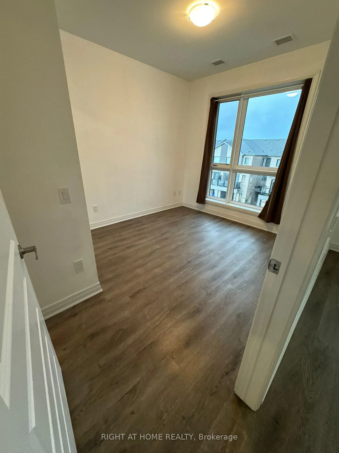 Photo 12 of Unit 317, 470 Gordon Krantz Avenue, Milton, Walker — HOMEH