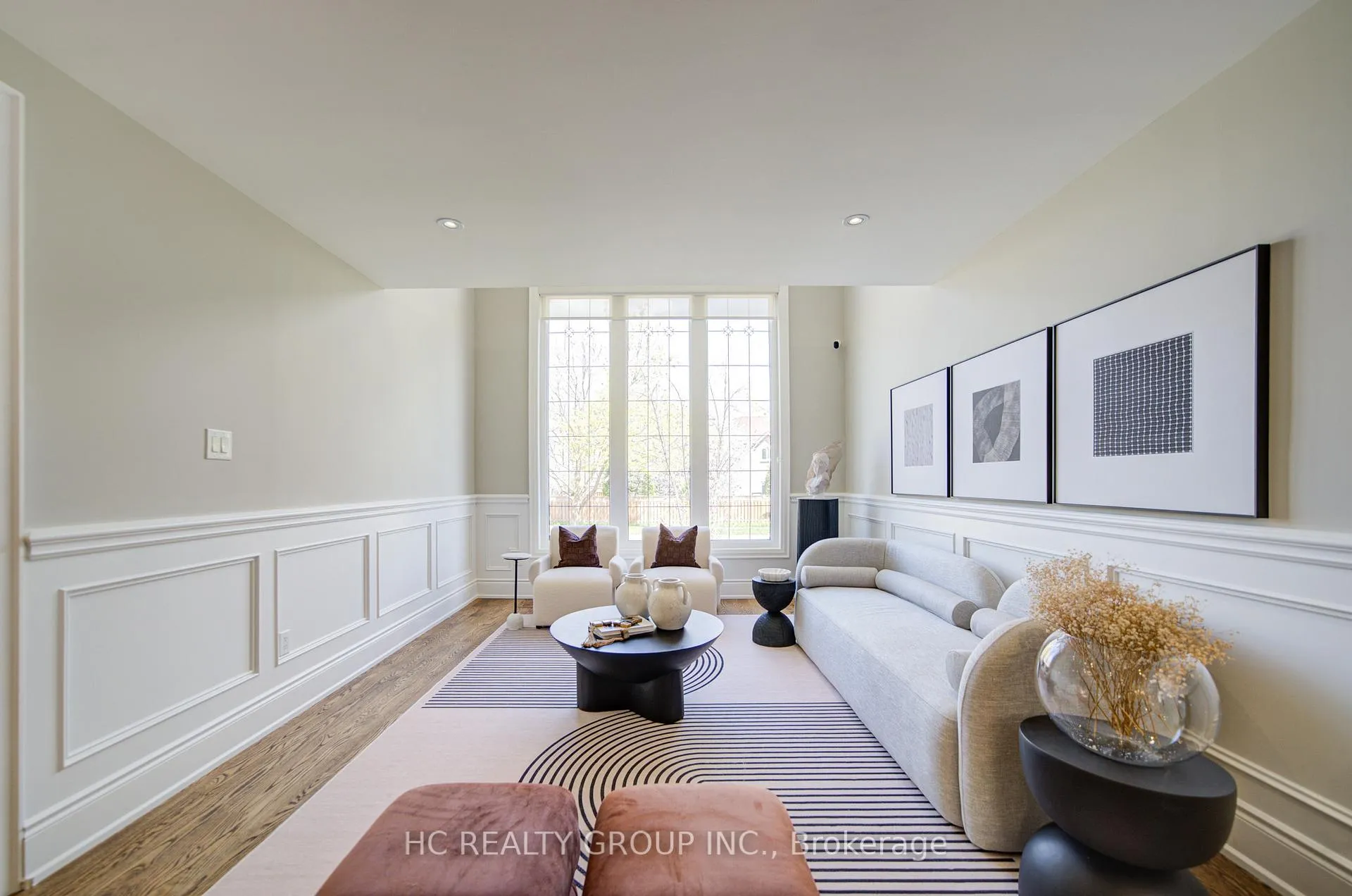 Photo 8 of 461 Worth Boulevard, Vaughan, Beverley Glen — HOMEH