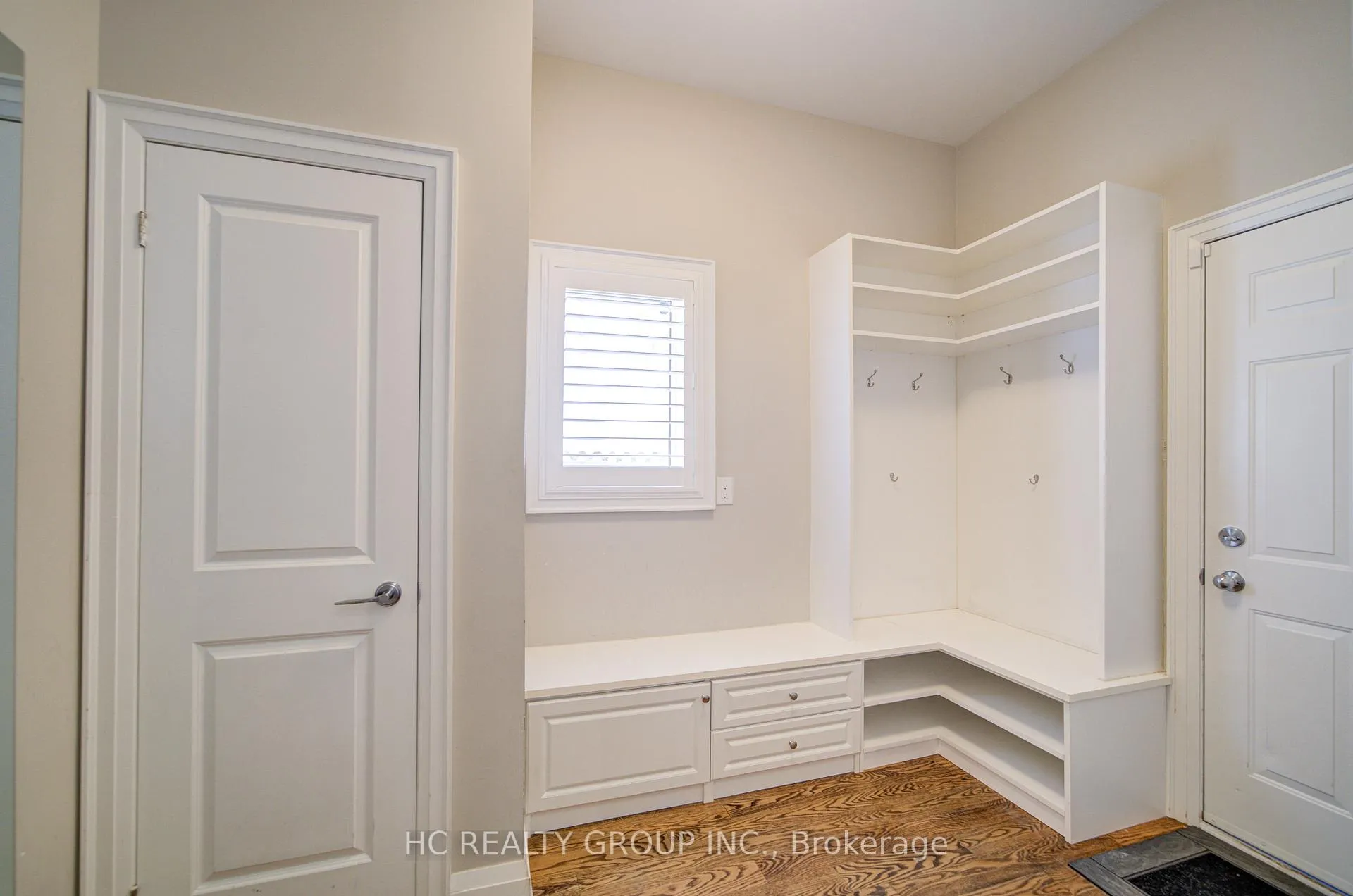Photo 23 of 461 Worth Boulevard, Vaughan, Beverley Glen — HOMEH