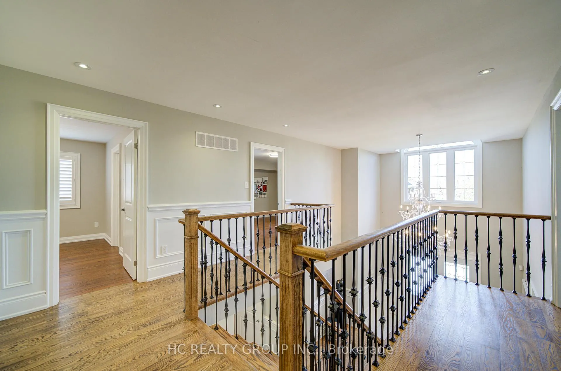 Photo 25 of 461 Worth Boulevard, Vaughan, Beverley Glen — HOMEH