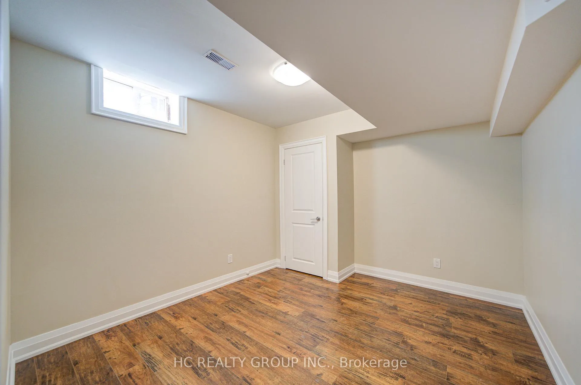Photo 43 of 461 Worth Boulevard, Vaughan, Beverley Glen — HOMEH