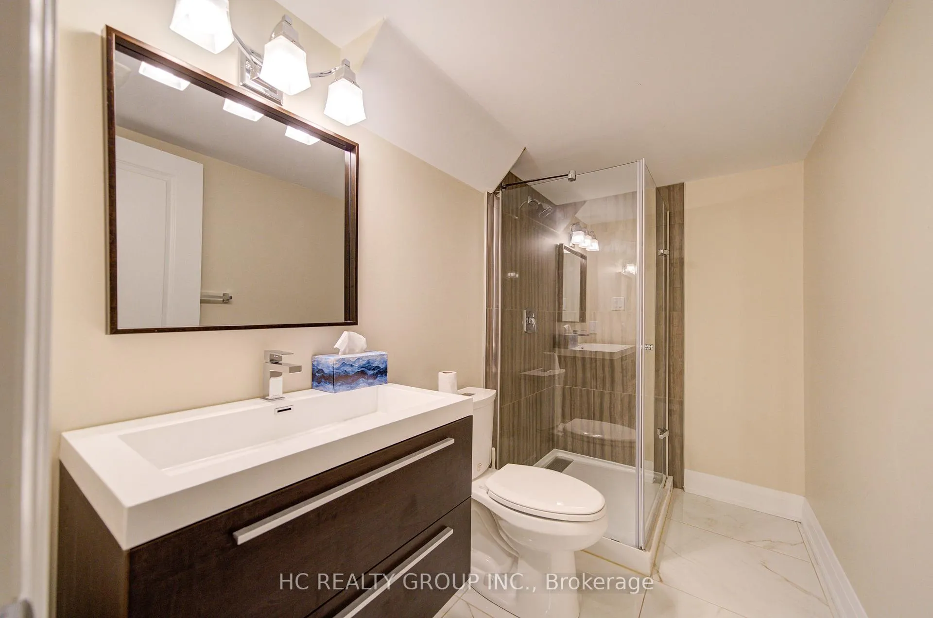 Photo 44 of 461 Worth Boulevard, Vaughan, Beverley Glen — HOMEH