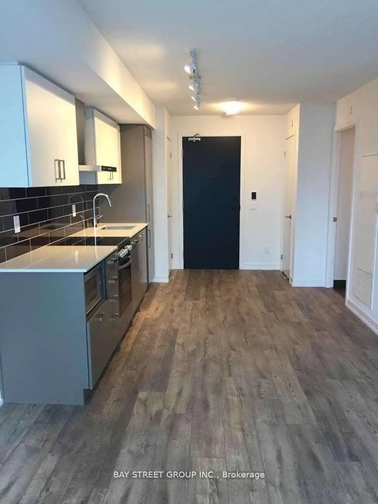 Photo 2 of Unit 3002, 125 Redpath Avenue, Toronto, Mount Pleasant West — HOMEH
