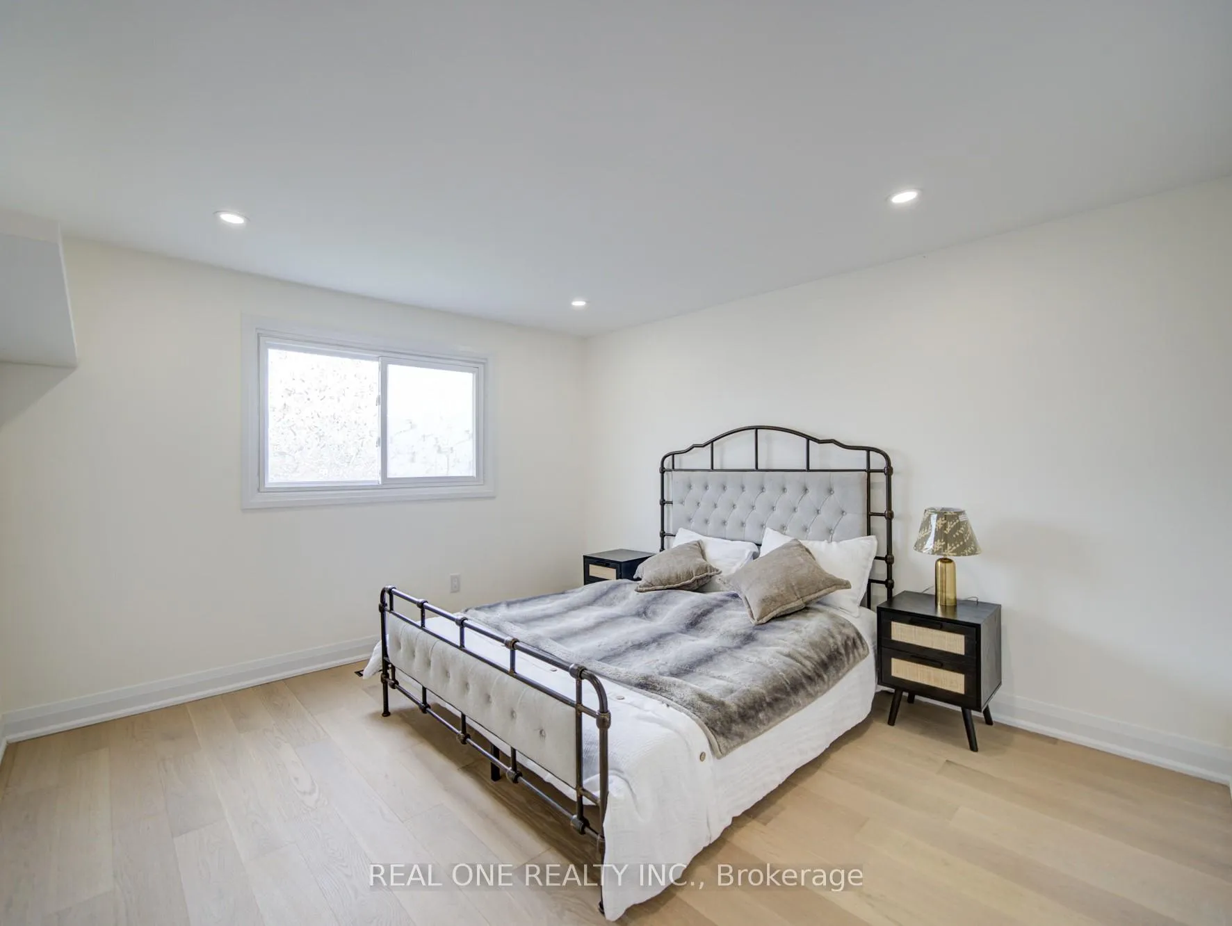 Photo 17 of 100 Kenley Crescent, Markham, Milliken Mills East — HOMEH
