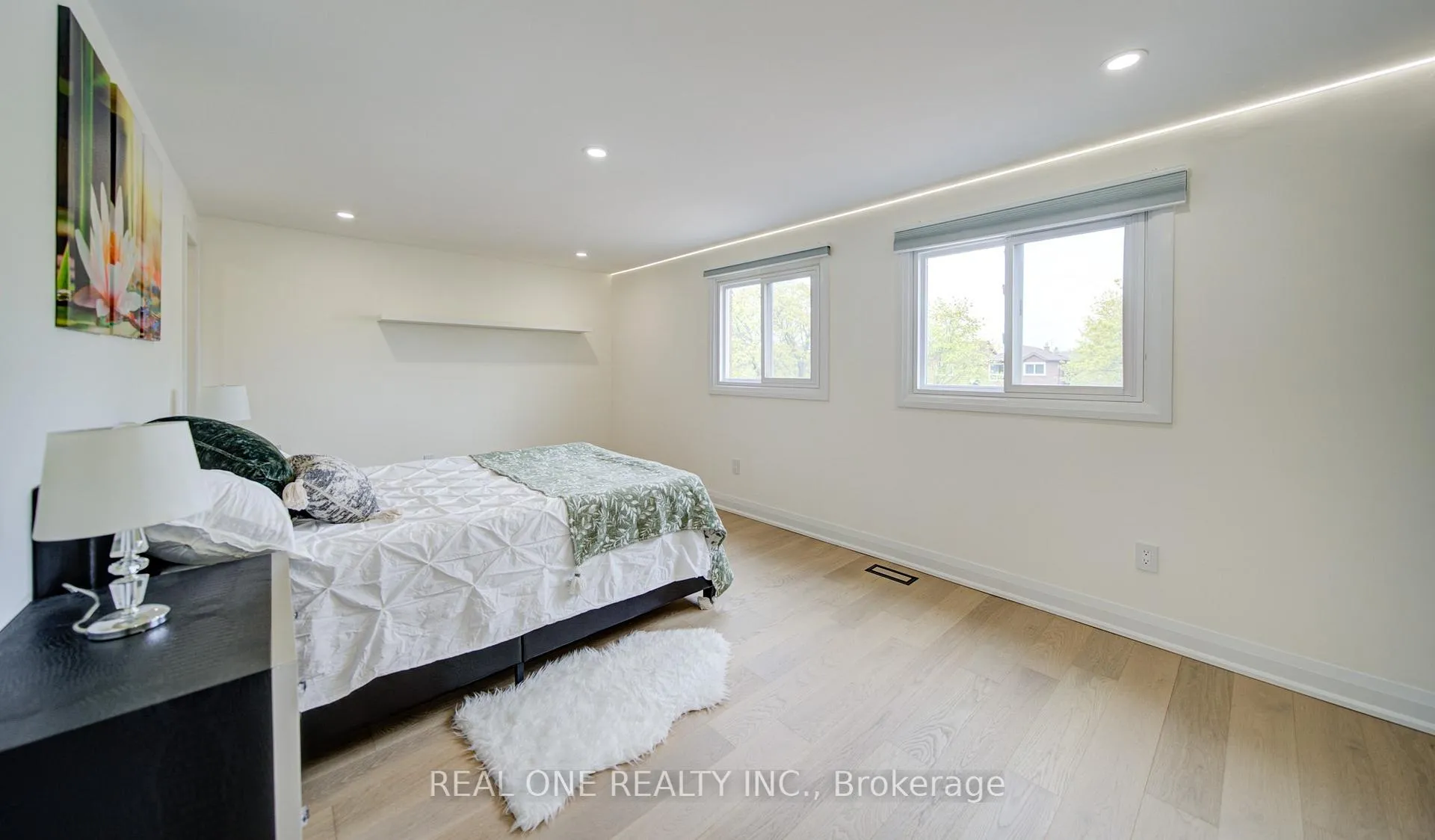 Photo 18 of 100 Kenley Crescent, Markham, Milliken Mills East — HOMEH