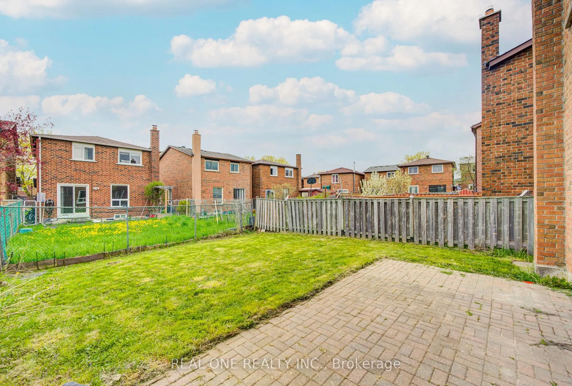 Photo 30 of 100 Kenley Crescent, Markham, Milliken Mills East — HOMEH