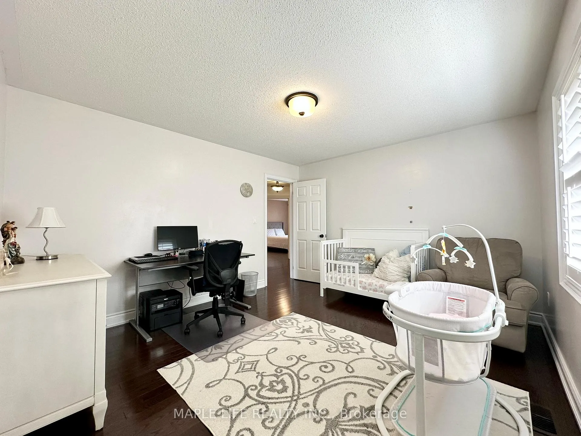 Photo 25 of 194 Twin Hills Crescent, Vaughan, Vellore Village — HOMEH
