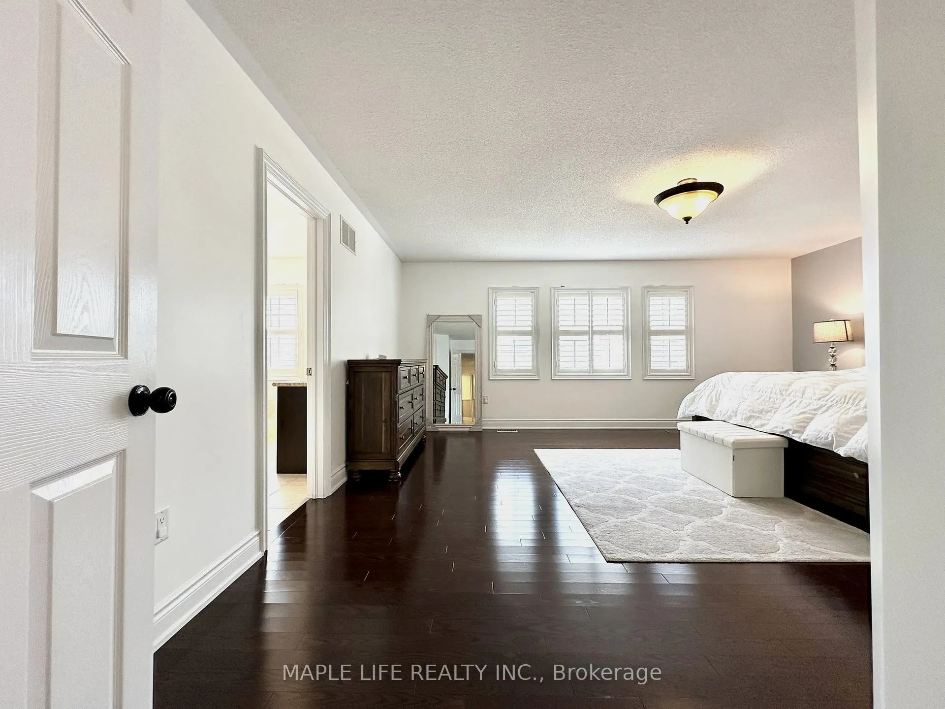 Photo 28 of 194 Twin Hills Crescent, Vaughan, Vellore Village — HOMEH