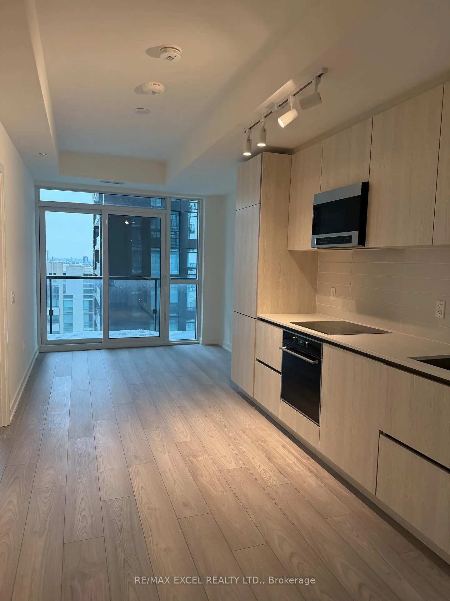 Photo 1 of Unit 2203S, 110 Broadway Avenue, Toronto, Mount Pleasant West — HOMEH