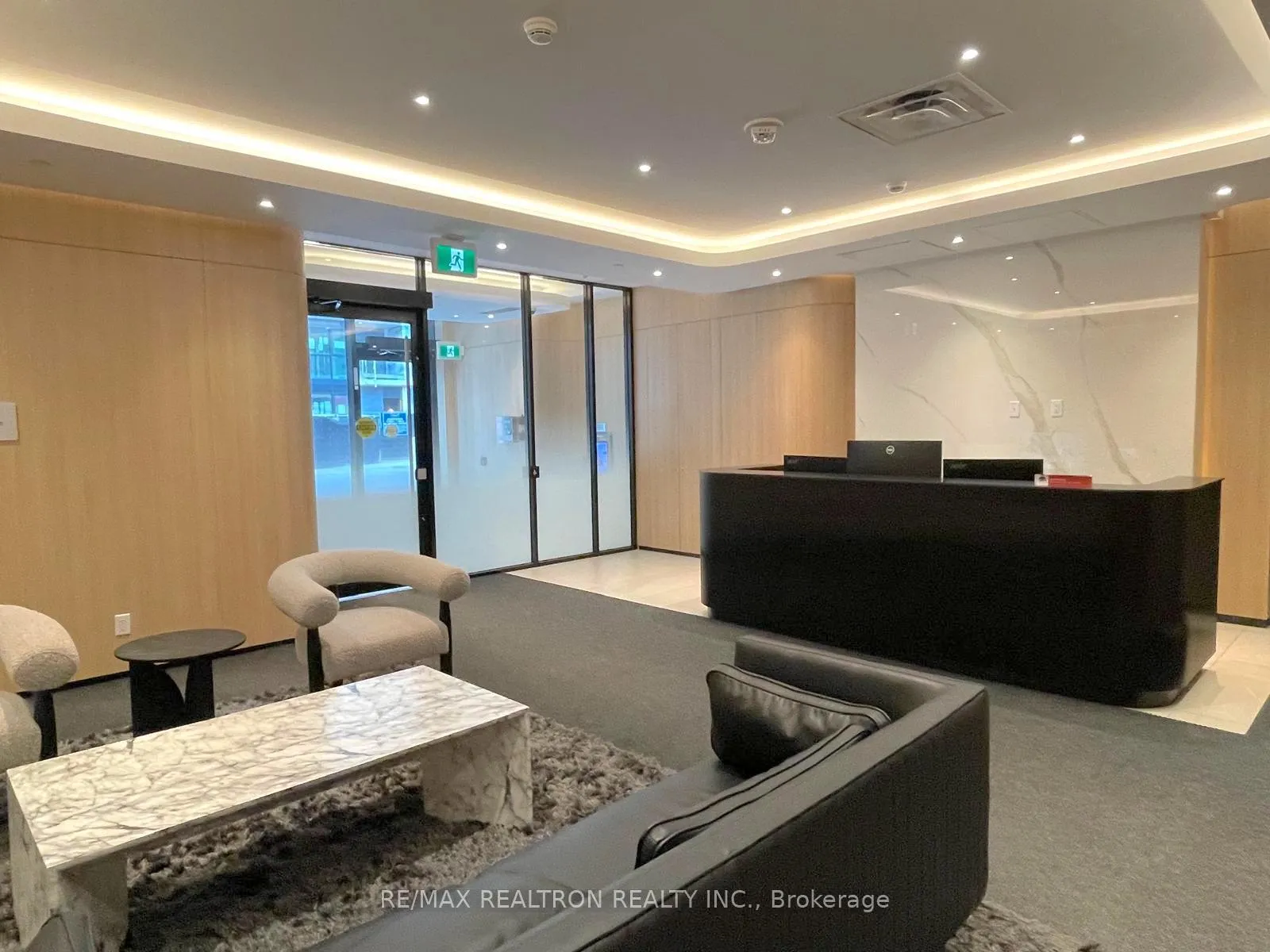 Photo 3 of Unit 804, 185 Alberta Avenue, Toronto, Oakwood Village — HOMEH