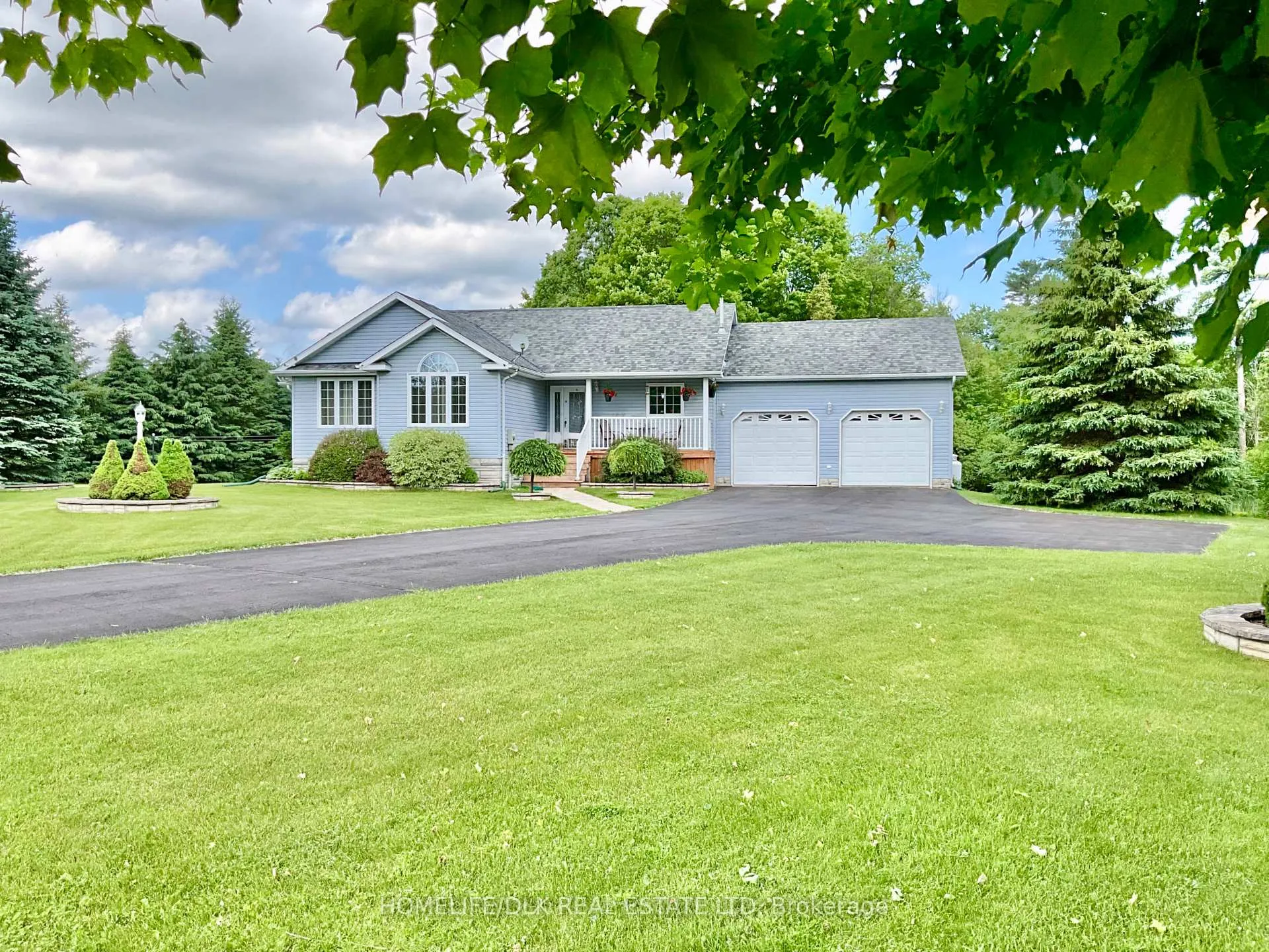 Photo 1 of 1561 Blue Church Road, Augusta, Augusta Twp — HOMEH